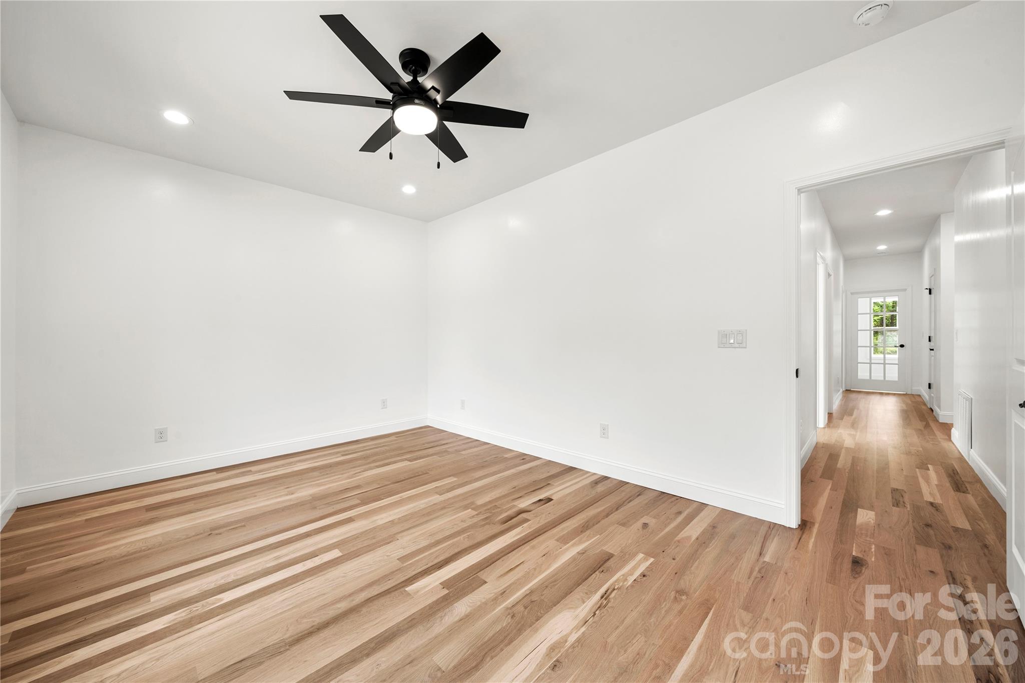 Single Family Residence at 5574 Bucks Garage Road, Catawba, photo 19 of 30