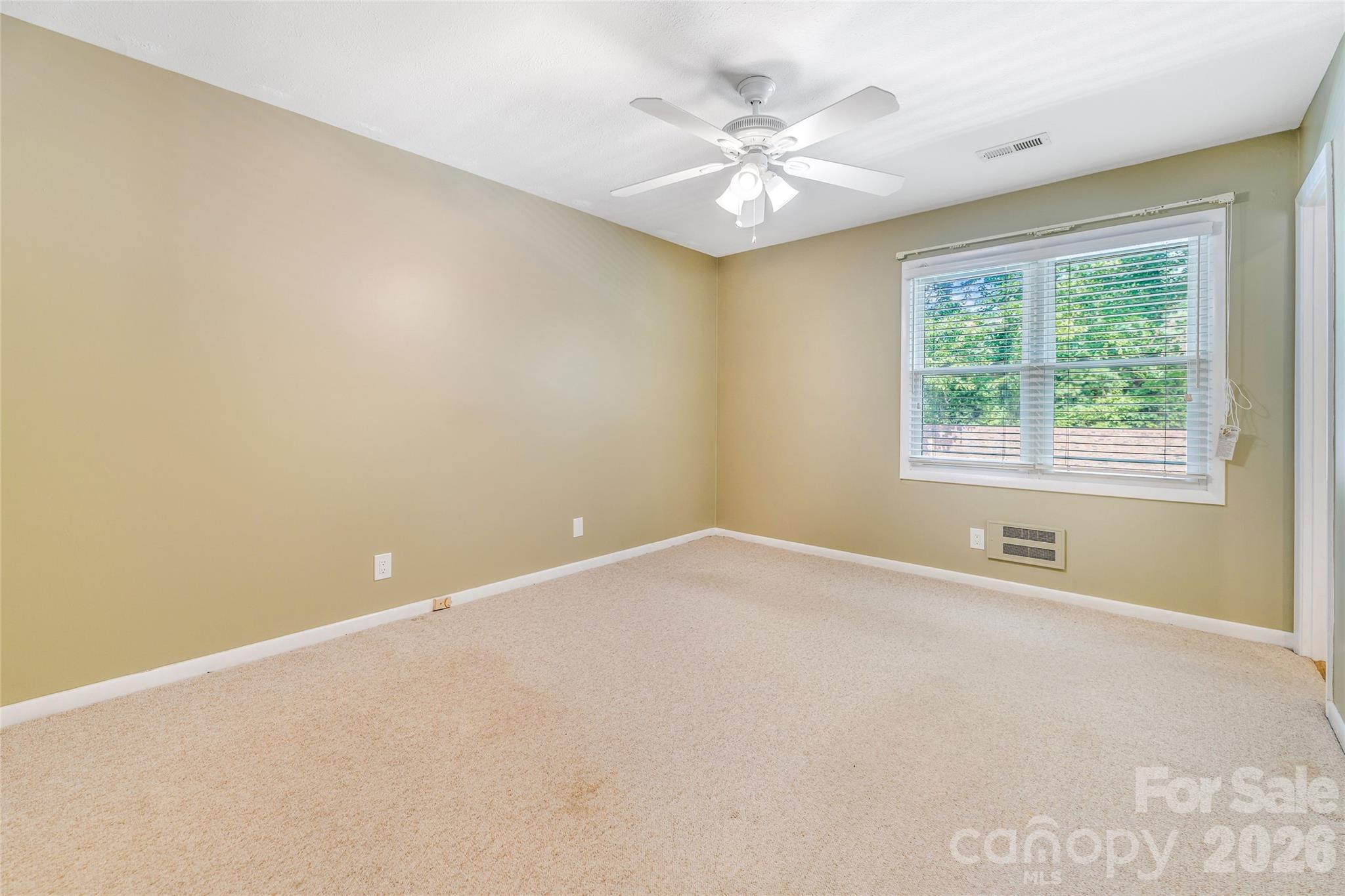 Primary Bedroom - 102 Boyd Drive, Flat Rock