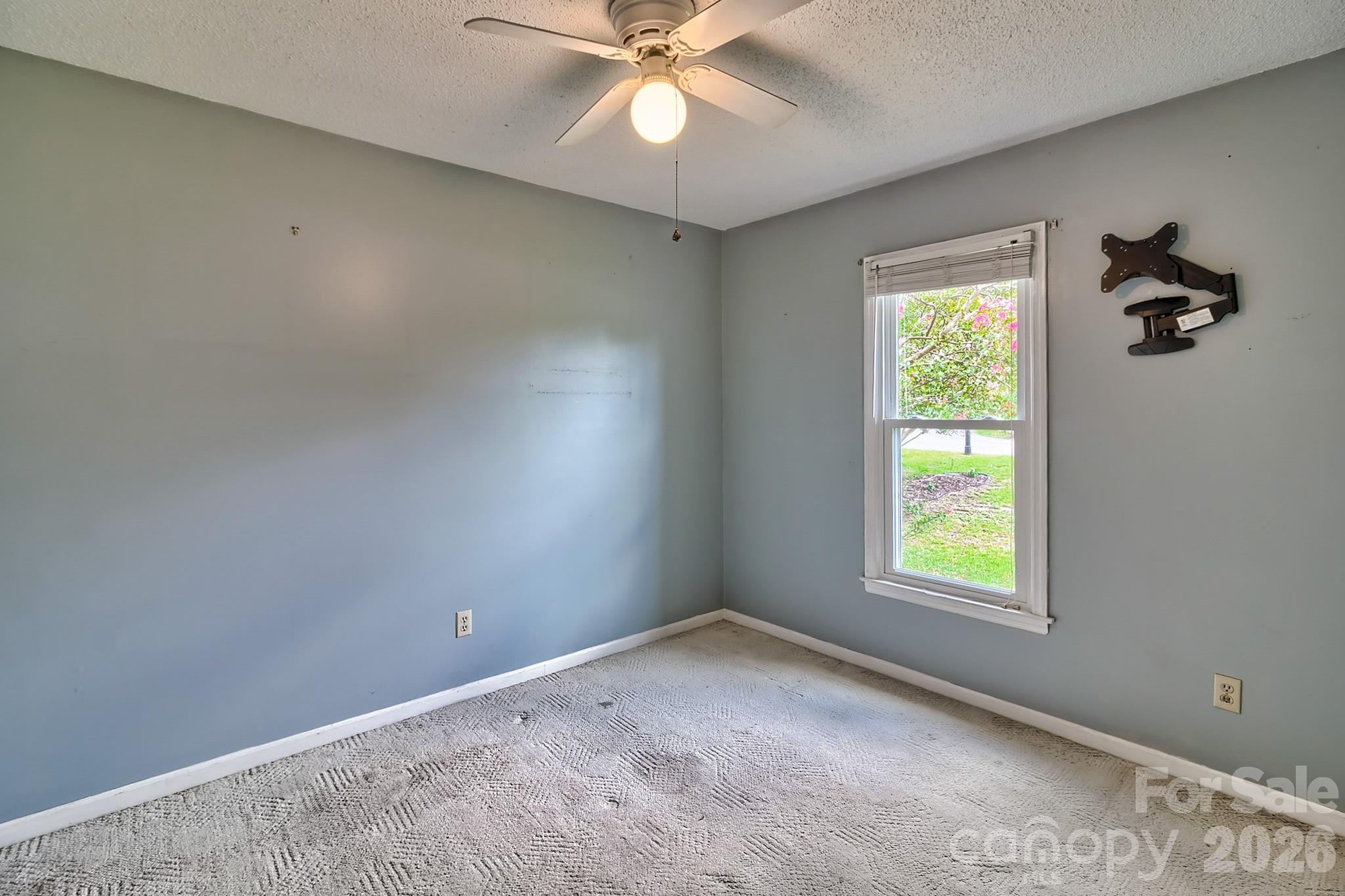 Single Family Residence at 131 Santa Barbara Court, West Columbia, photo 18 of 31