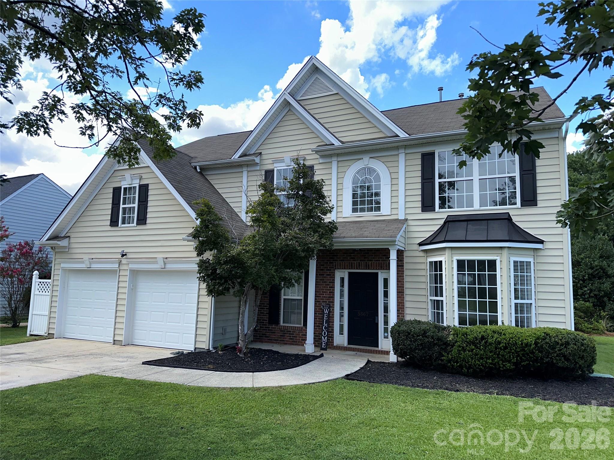 Welcome to your New Home !!! - 5867 Crimson Oak Court, Harrisburg