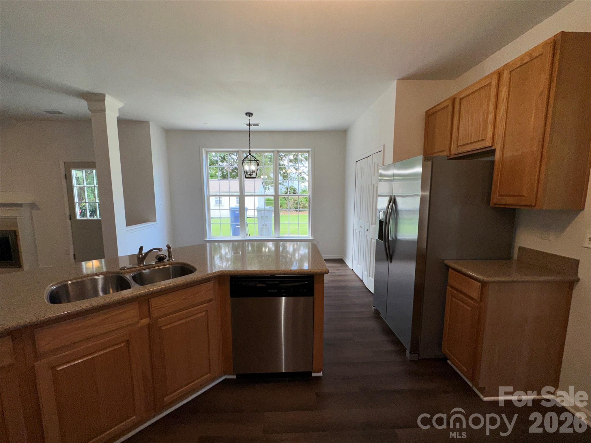 Single Family Residence at 5867 Crimson Oak Court, Harrisburg, photo 7 of 28