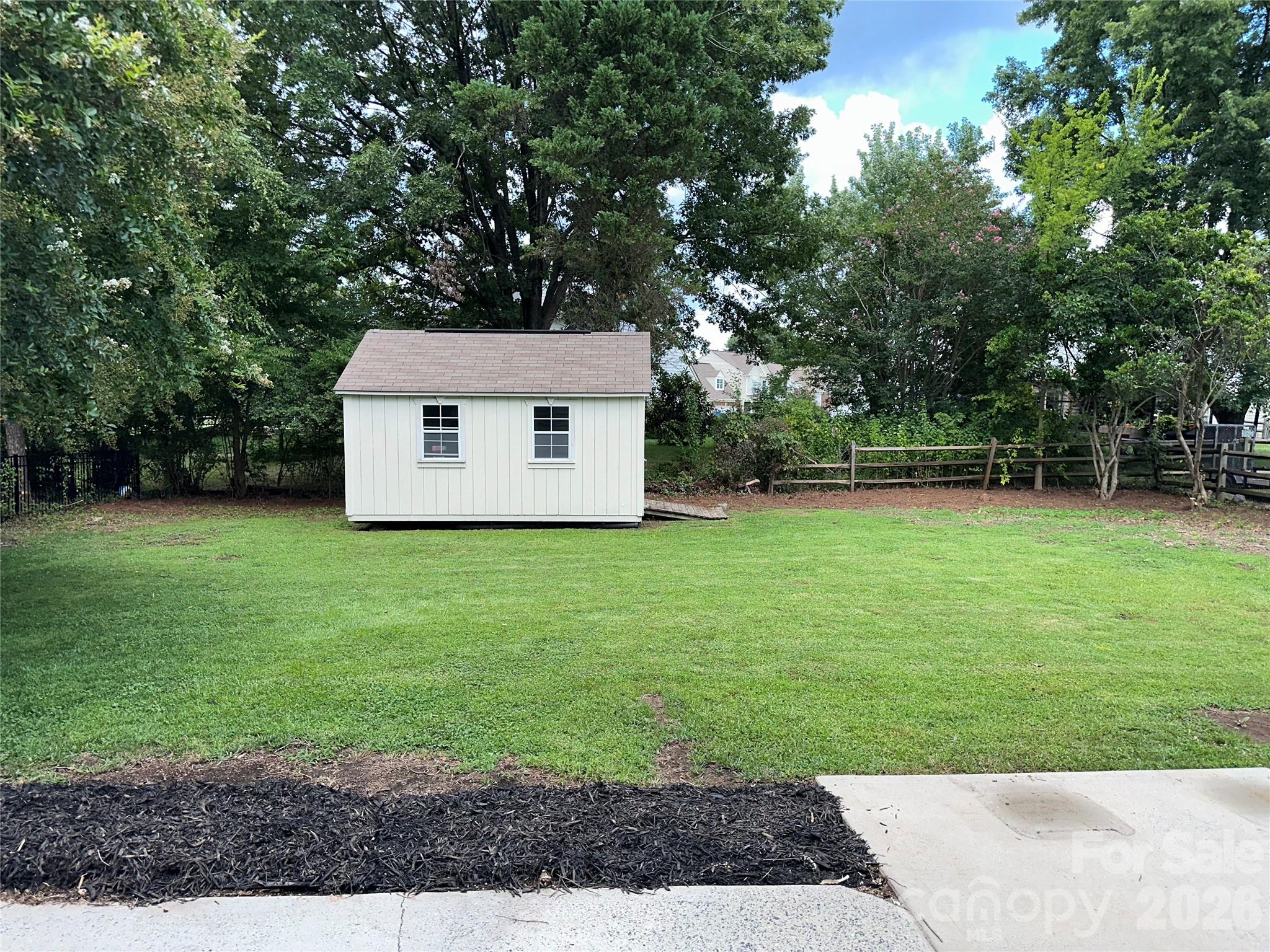 Single Family Residence at 5867 Crimson Oak Court, Harrisburg, photo 13 of 28