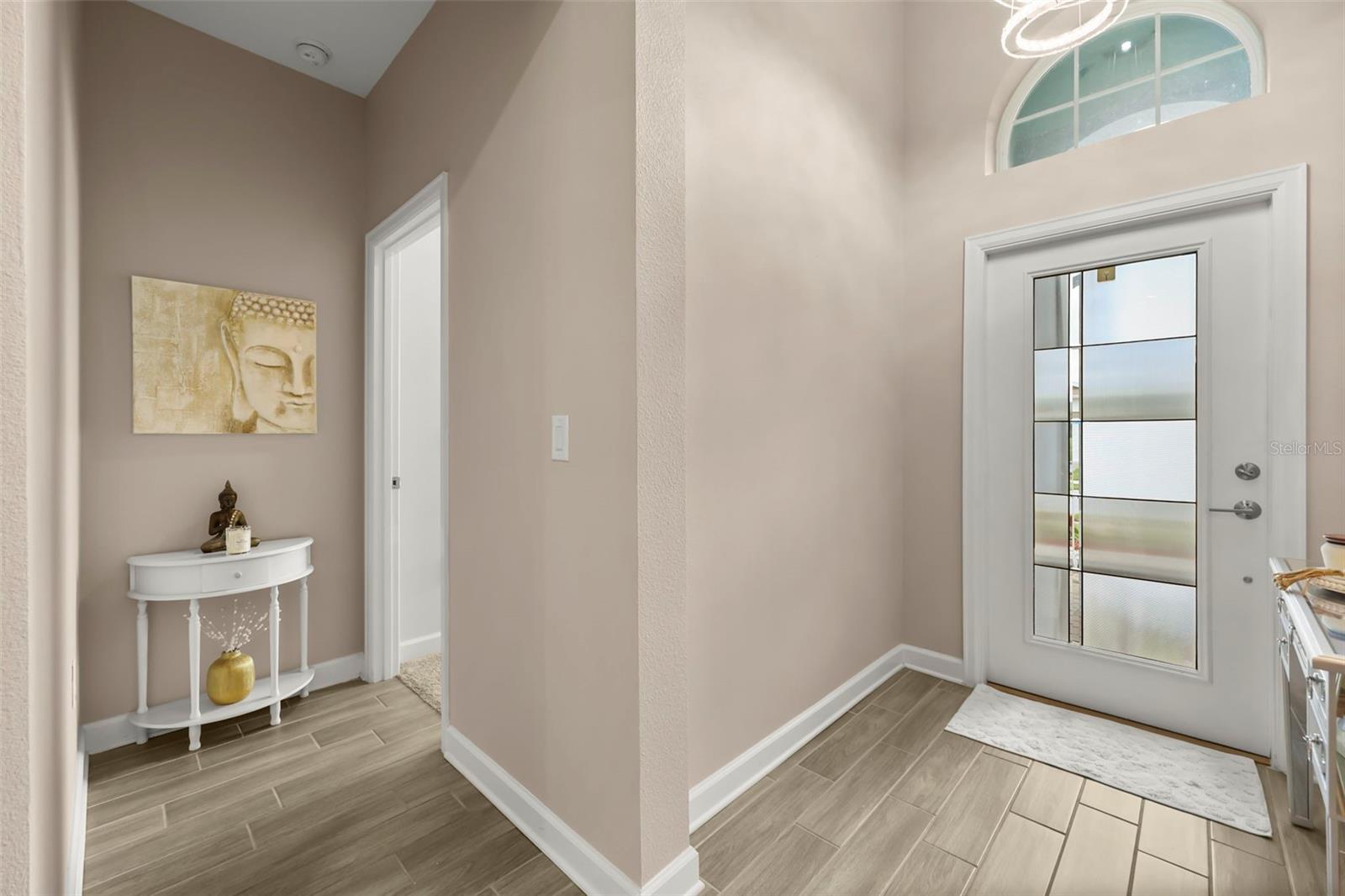 Single Family Residence at 2537 CAMDEN PARK CIR, DAVENPORT, photo 2 of 42