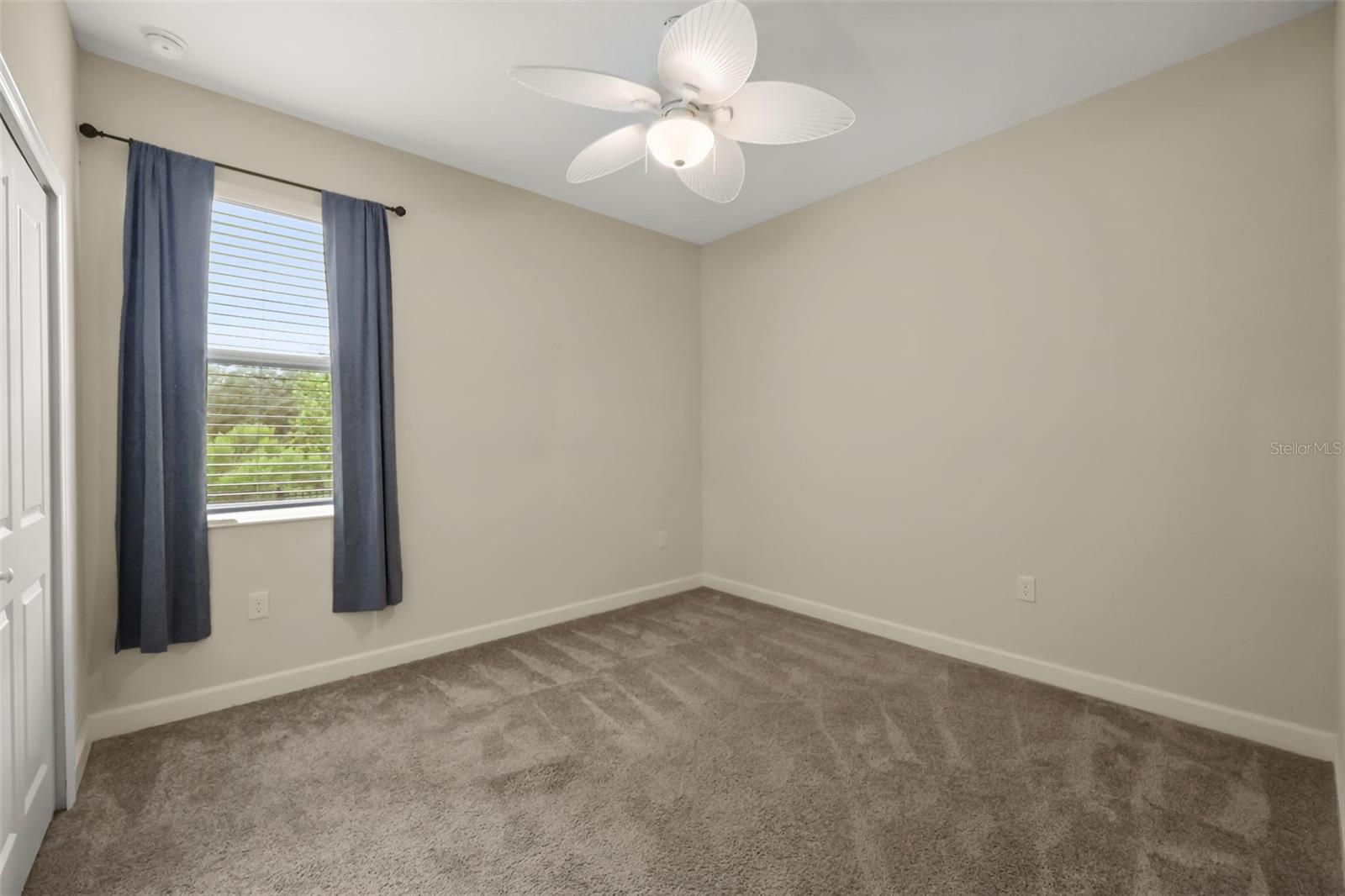 Single Family Residence at 2537 CAMDEN PARK CIR, DAVENPORT, photo 21 of 42
