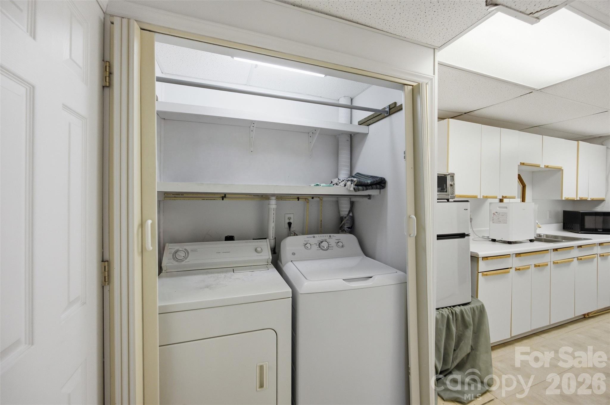 Laundry Room - 7016 Hyde Street, Sherrills Ford