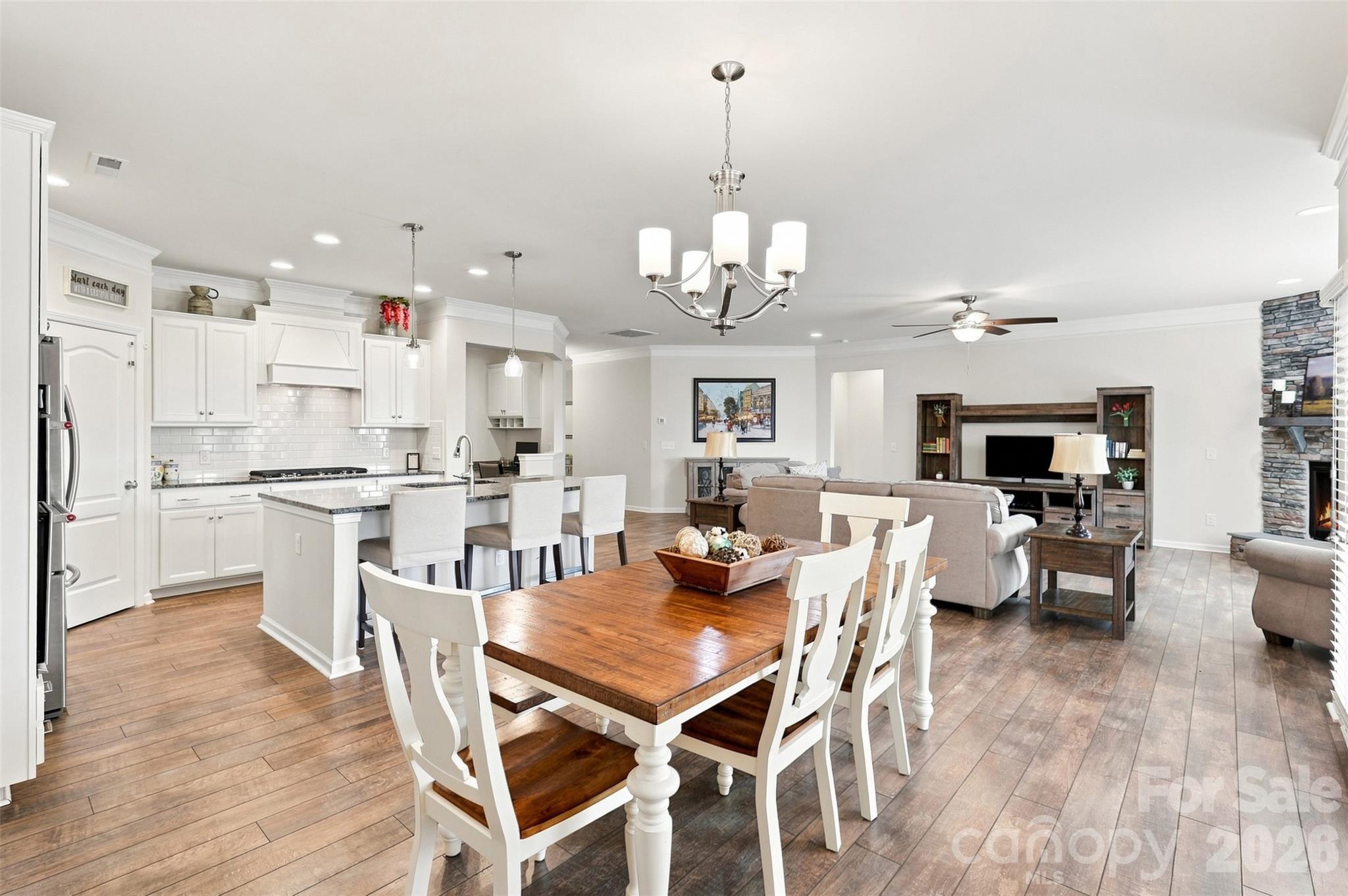 1030 Squire Drive
