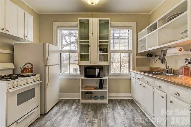 Apt. 1 - Kitchen - 41 Panola Street, Asheville
