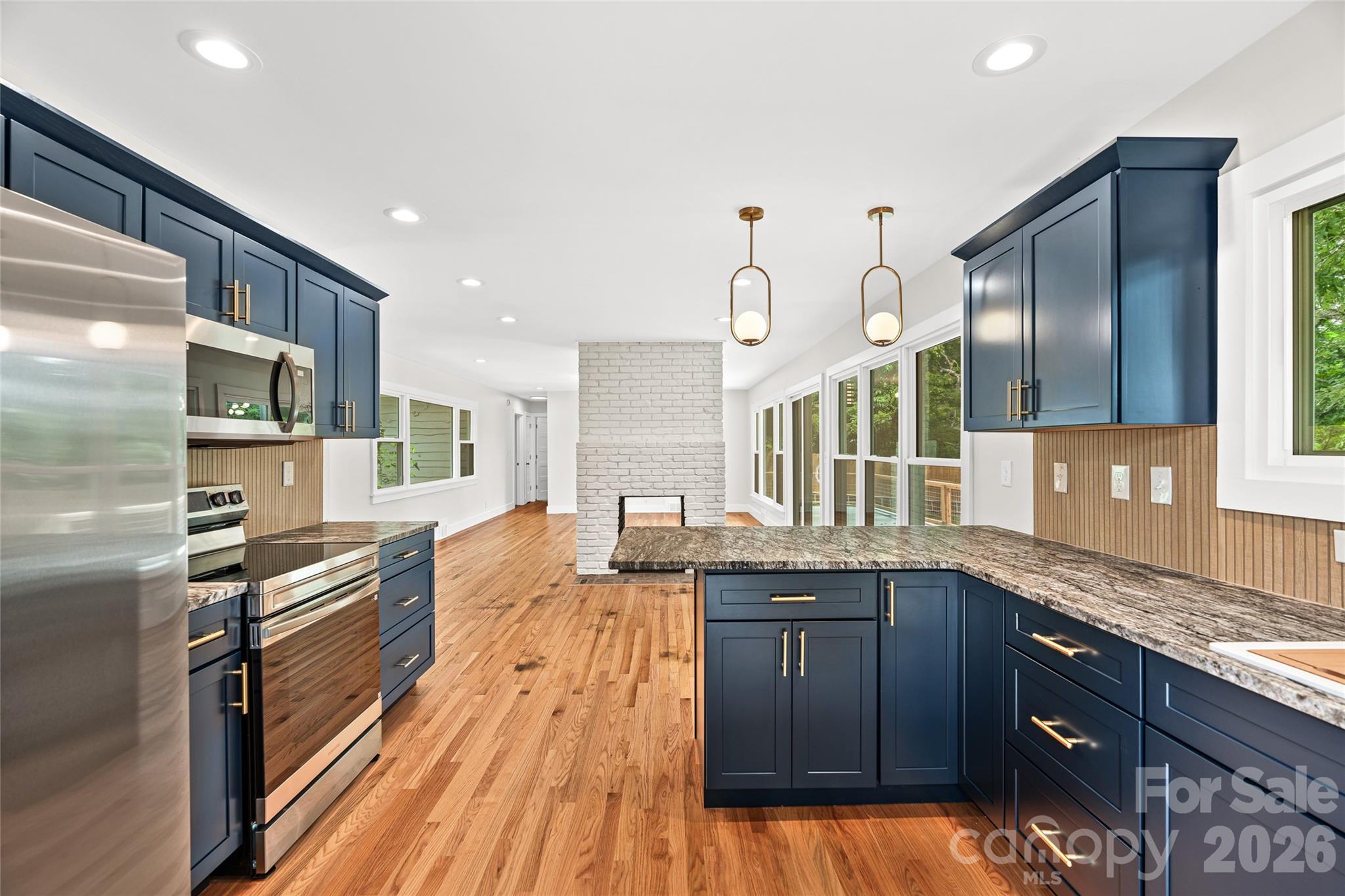 155 Oak Terrace