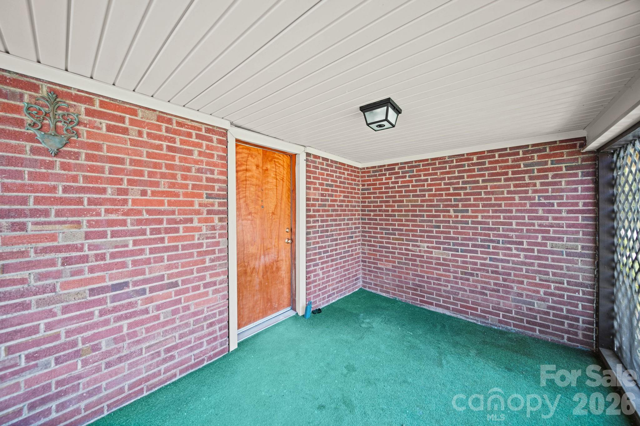 side entrance from car port - 834 Murphy Street, Kannapolis
