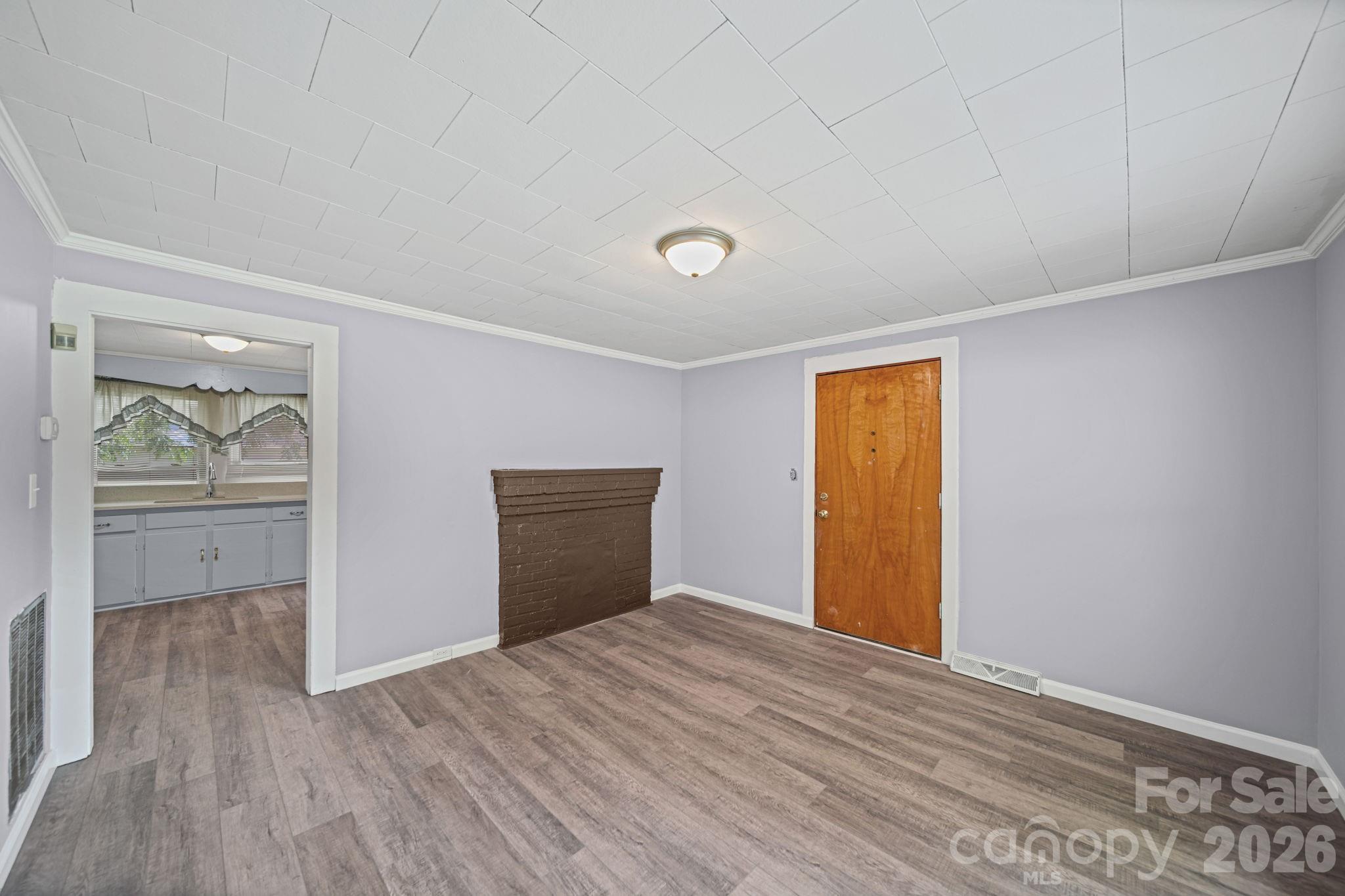 Single Family Residence at 834 Murphy Street, Kannapolis, photo 4 of 35
