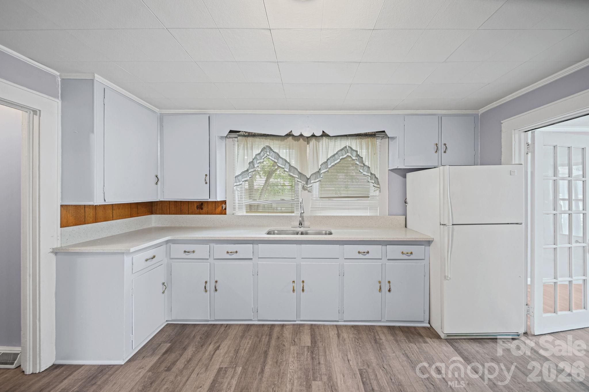 Single Family Residence at 834 Murphy Street, Kannapolis, photo 11 of 35