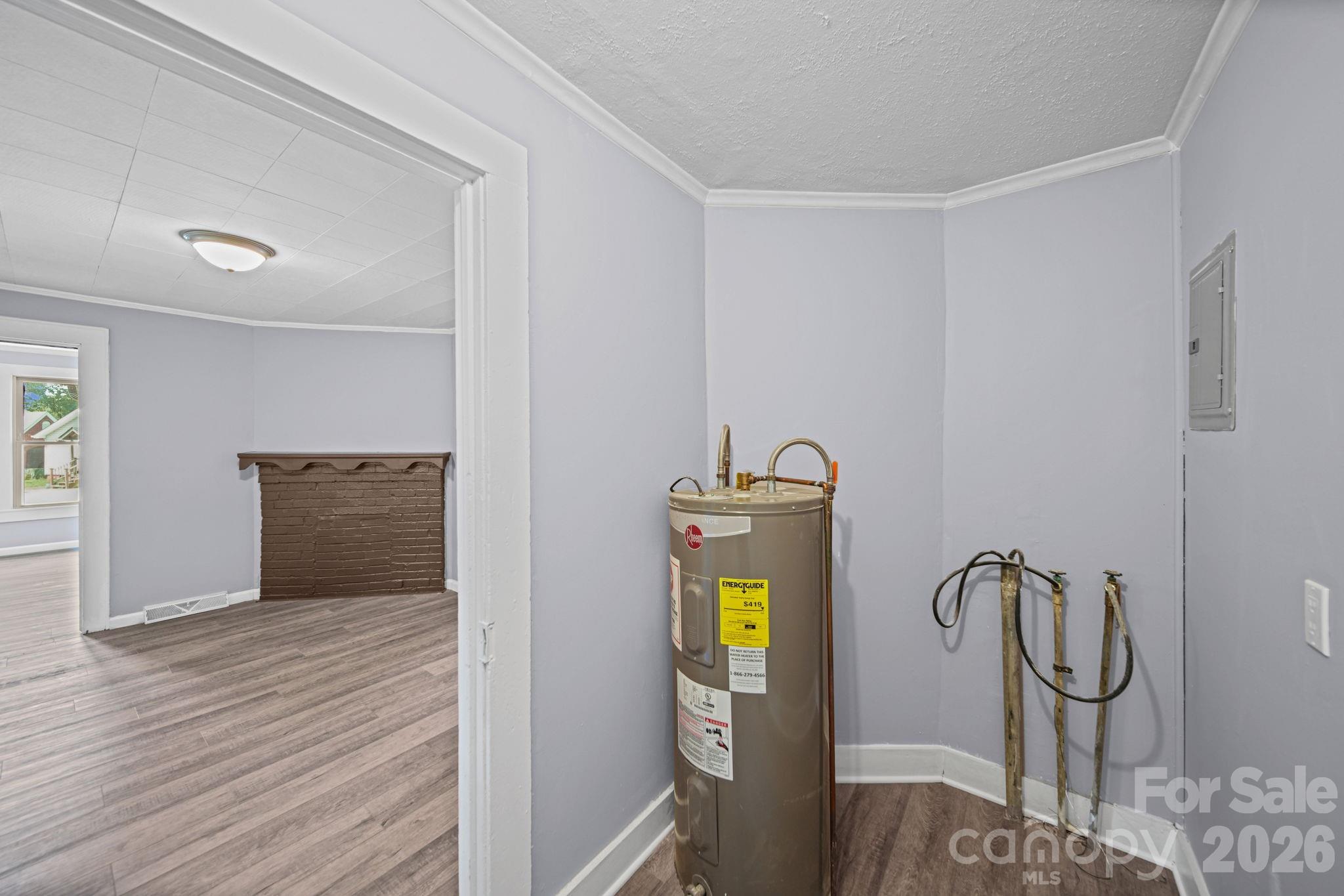 Single Family Residence at 834 Murphy Street, Kannapolis, photo 16 of 35