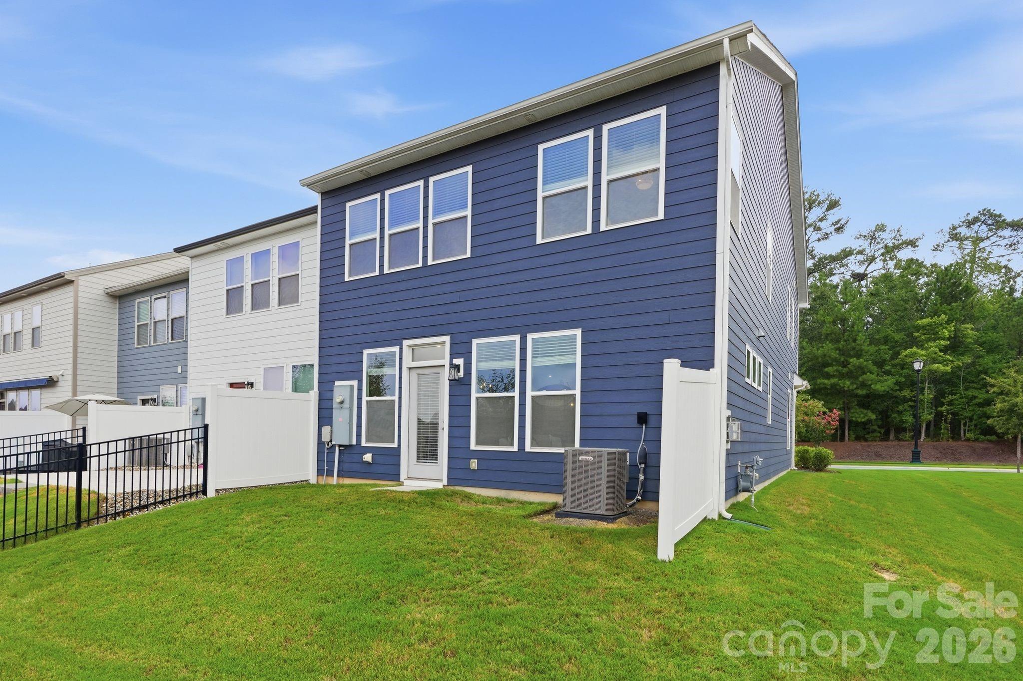 Townhouse at 3015 Patchwork Court, Fort Mill, photo 28 of 35