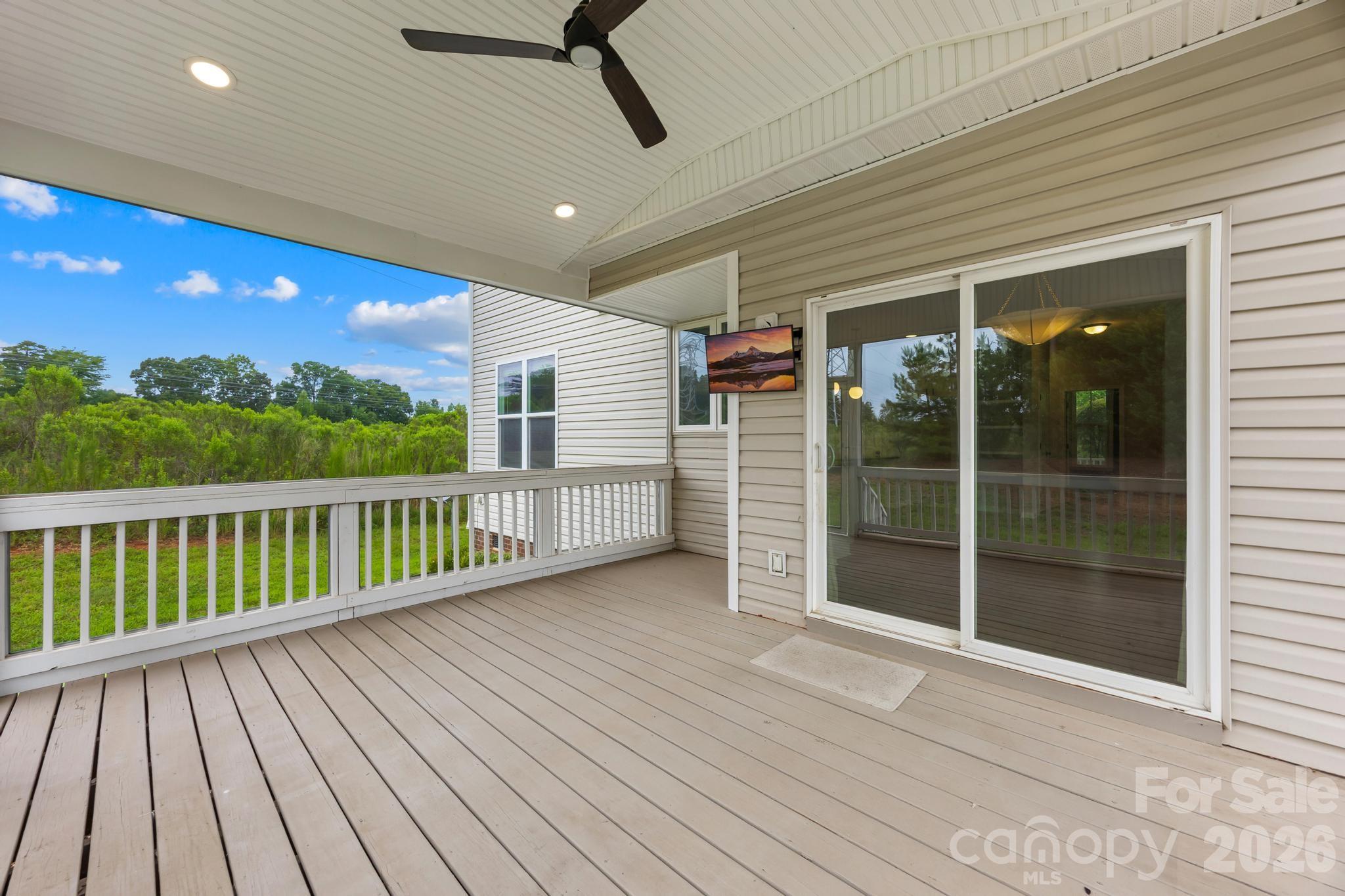 Screen porch - 1004 Hawker Road, Matthews
