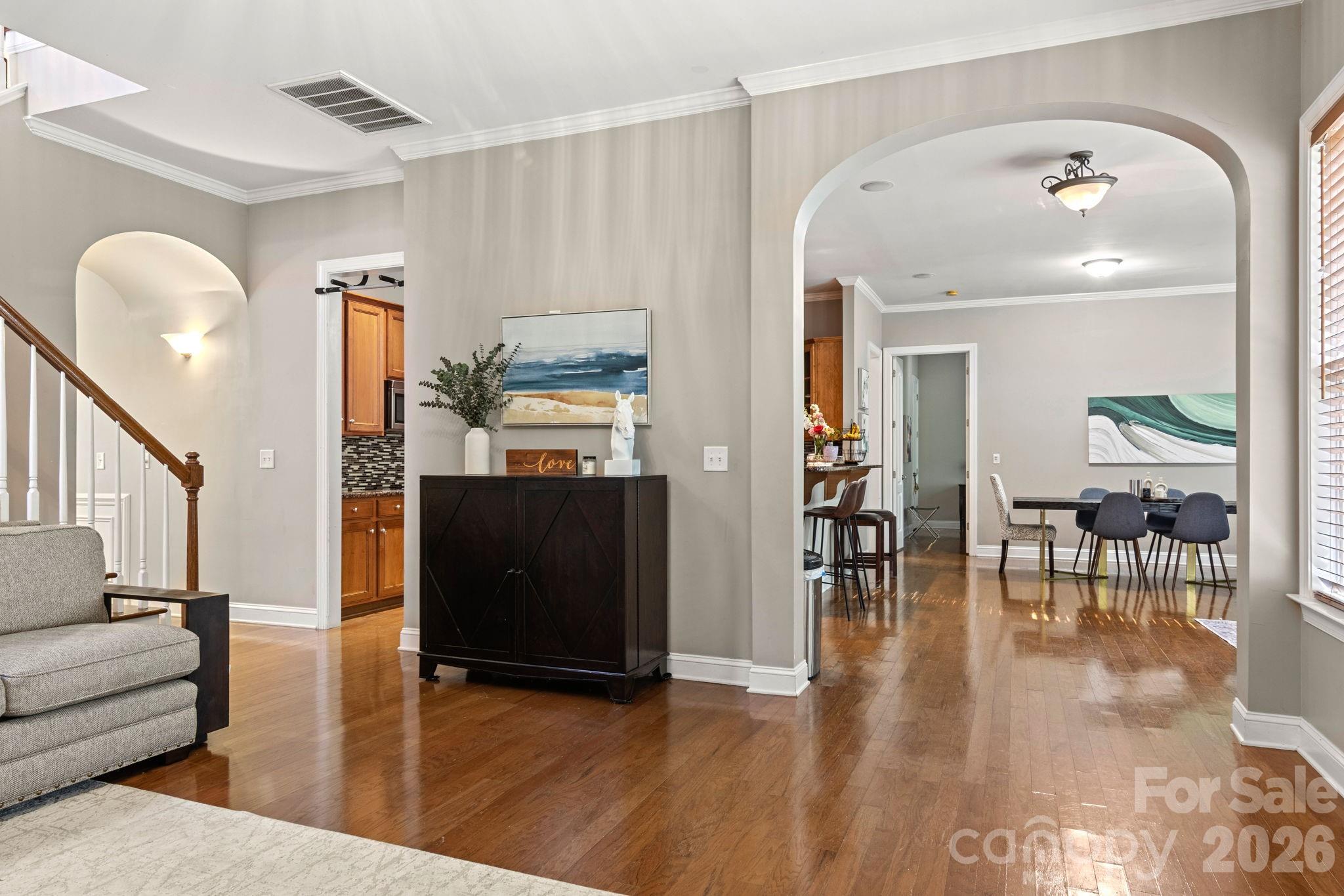 Single Family Residence at 1334 Sarandon Drive, Matthews, photo 10 of 40