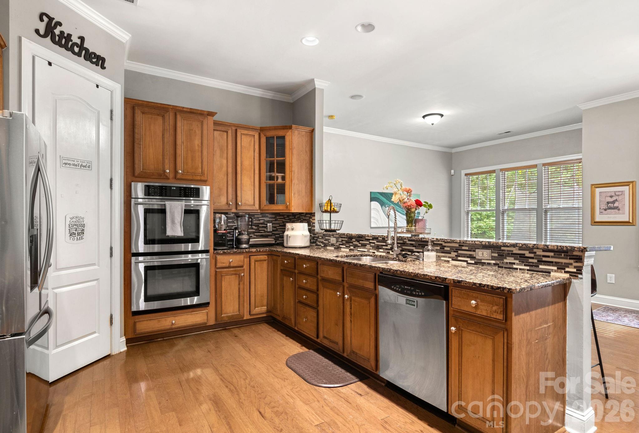 Single Family Residence at 1334 Sarandon Drive, Matthews, photo 15 of 40