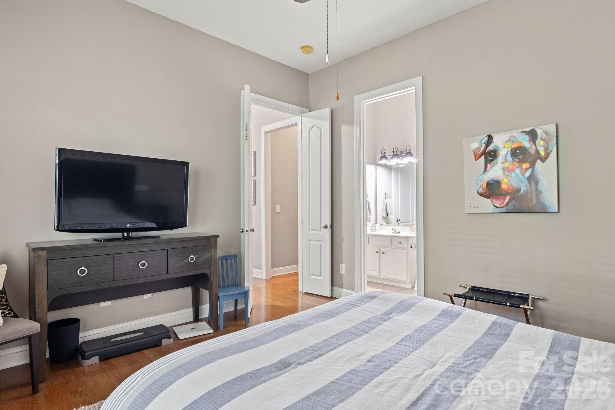 Single Family Residence at 1334 Sarandon Drive, Matthews, photo 19 of 40