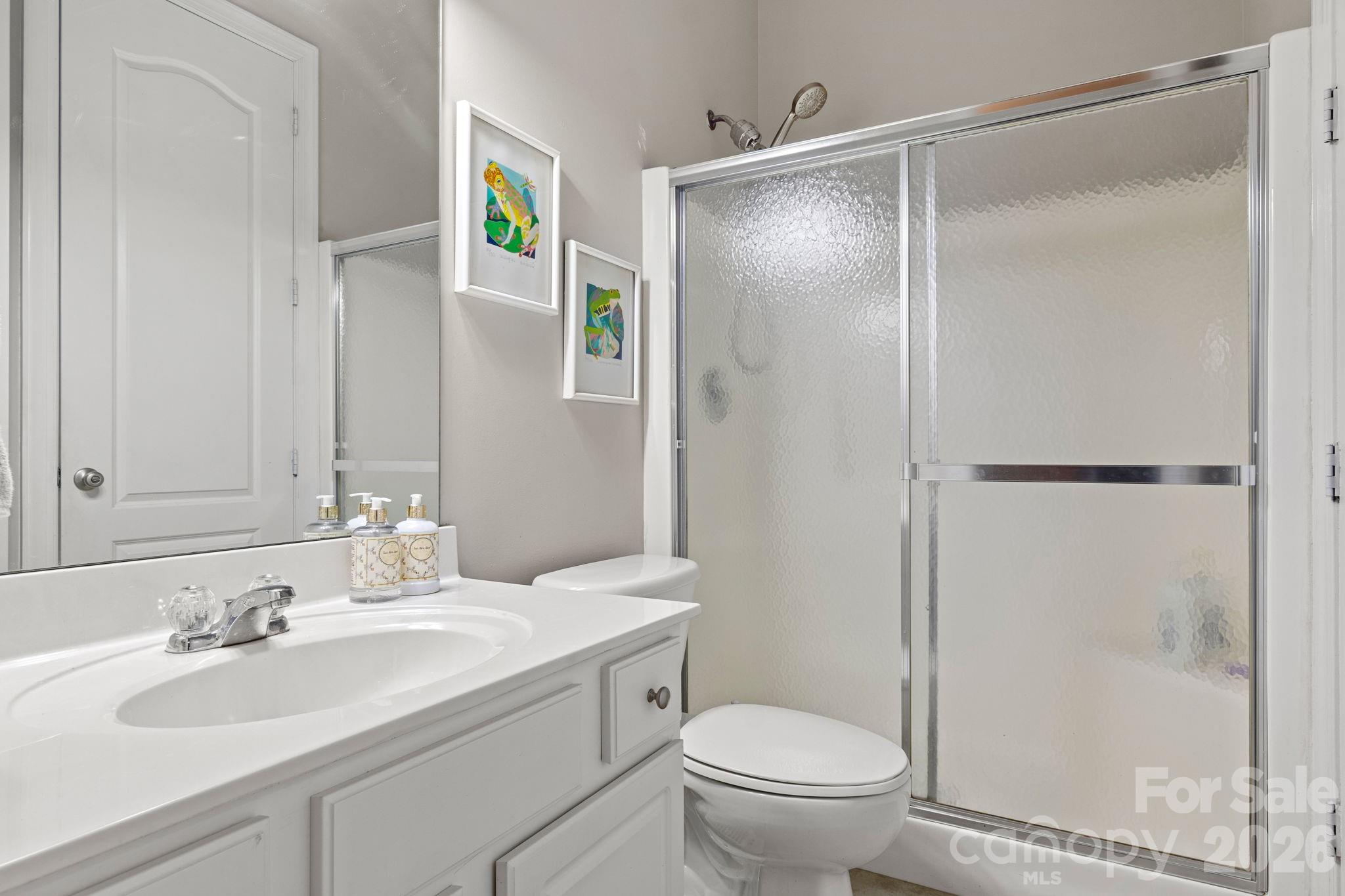Single Family Residence at 1334 Sarandon Drive, Matthews, photo 20 of 40