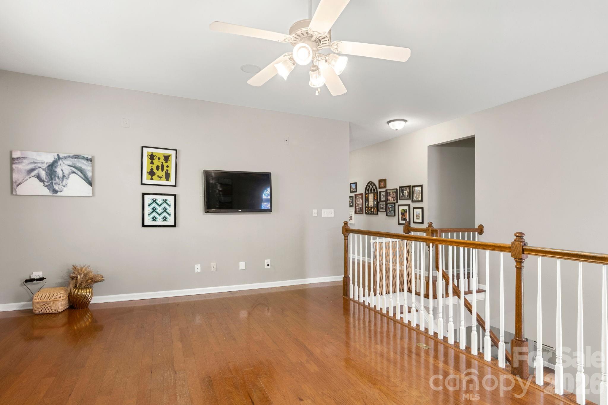 Single Family Residence at 1334 Sarandon Drive, Matthews, photo 23 of 40