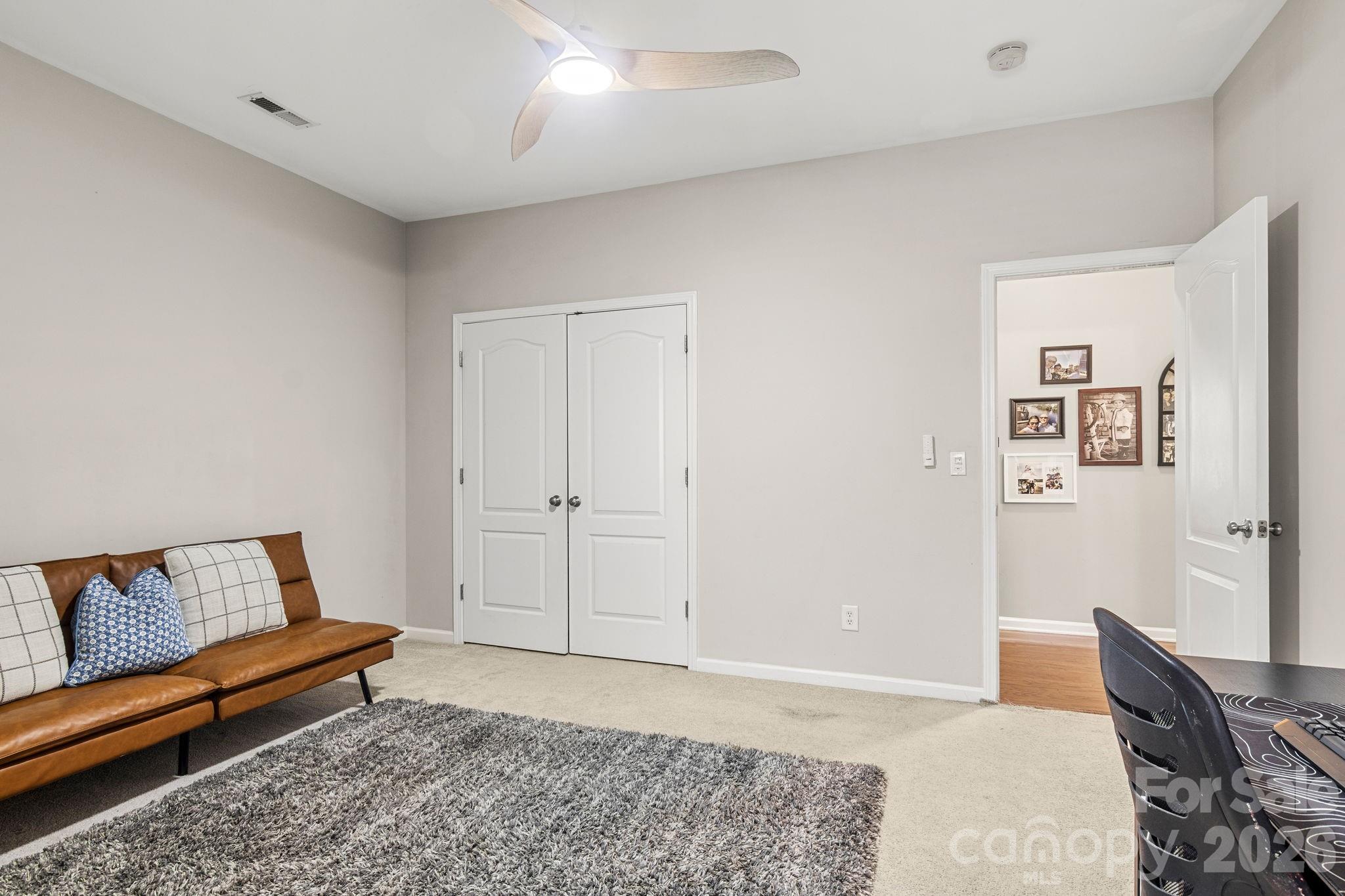 Single Family Residence at 1334 Sarandon Drive, Matthews, photo 27 of 40