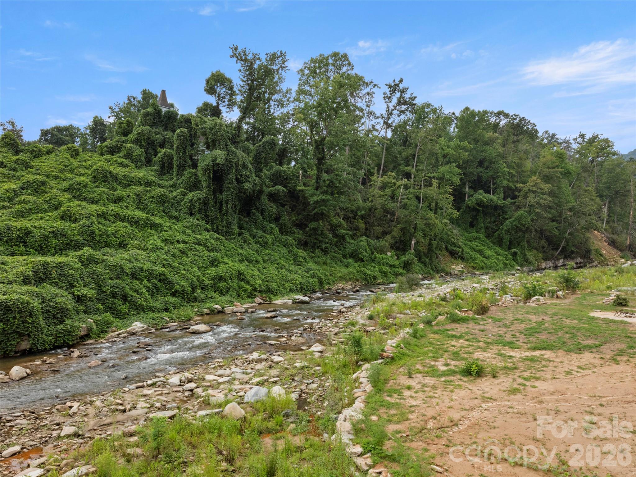 Property borders Hickory Creek and Broad River - 213 Three Rivers Drive, Hendersonville