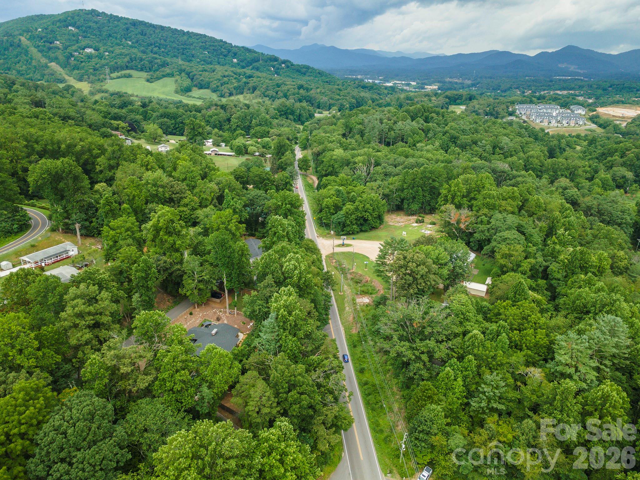 Single Family Residence at 53 Vanderbilt Terrace, Asheville, photo 44 of 45