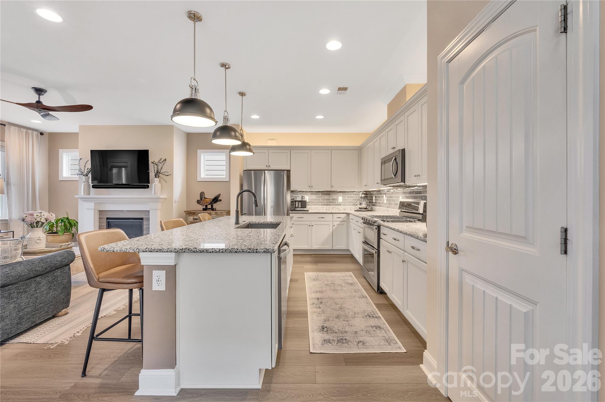 Kitchen - 6243 Scuttle Lane, Denver