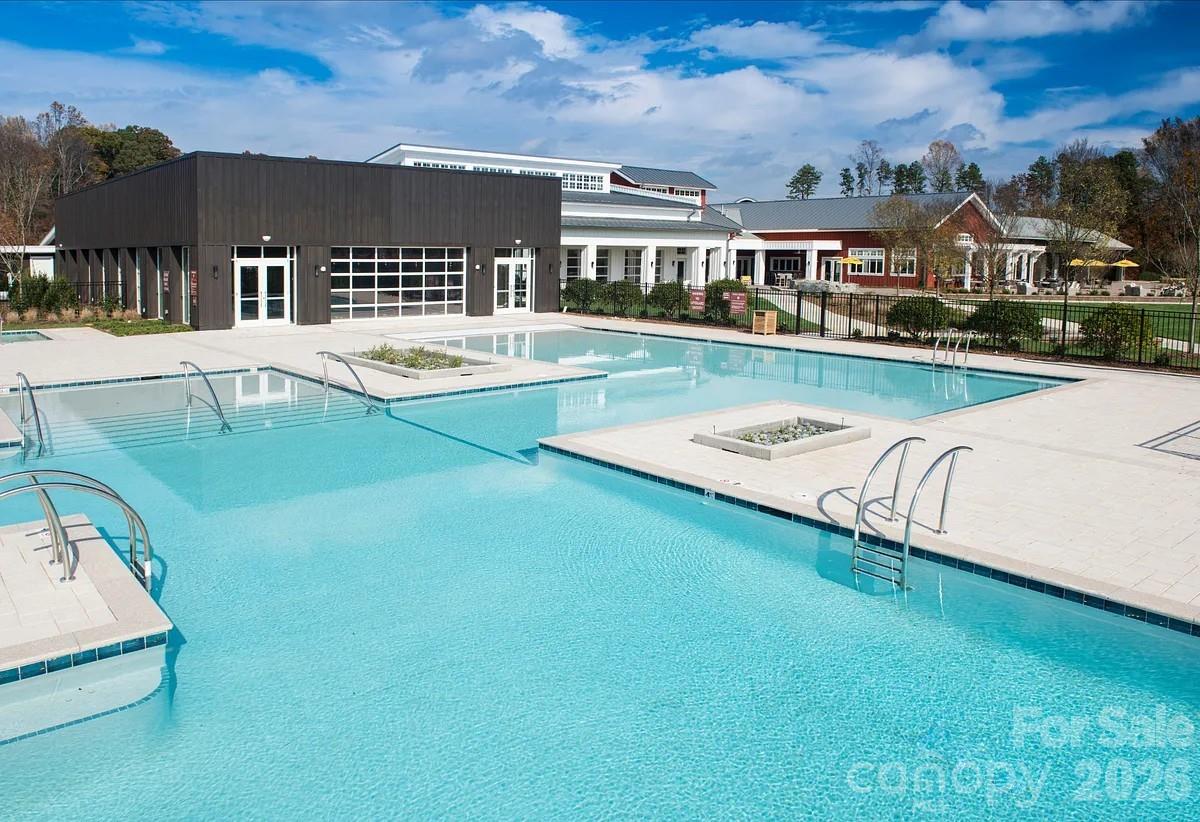 Twin Mills Club Outdoor Pool - 6243 Scuttle Lane, Denver