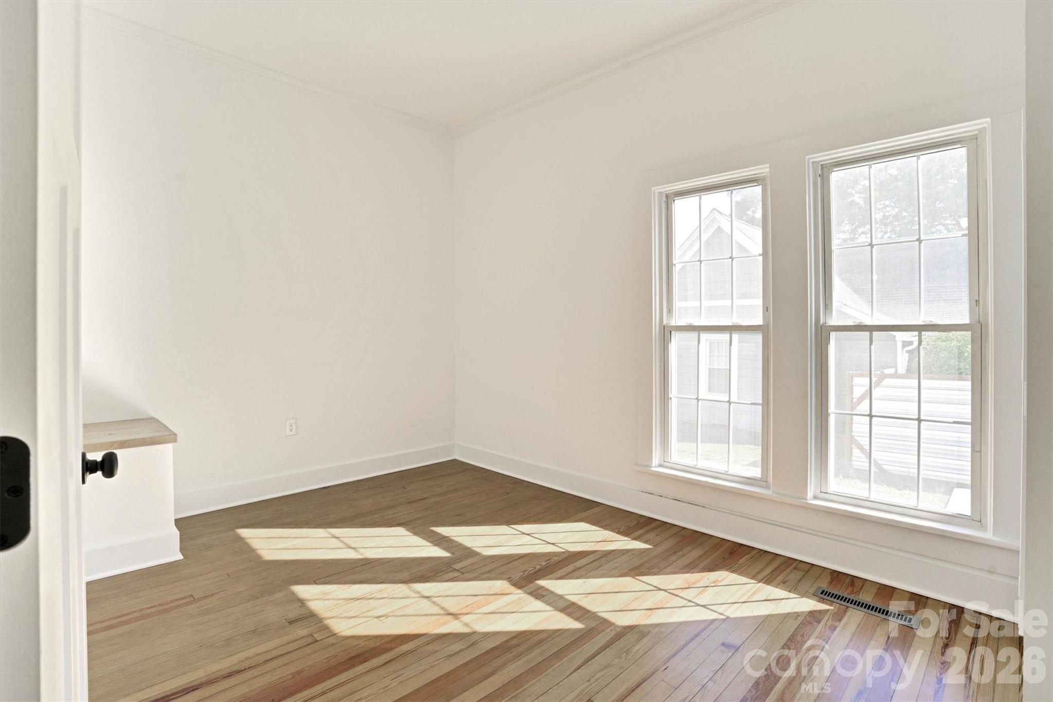 Single Family Residence at 304 Misenheimer Drive NW, Concord, photo 12 of 26