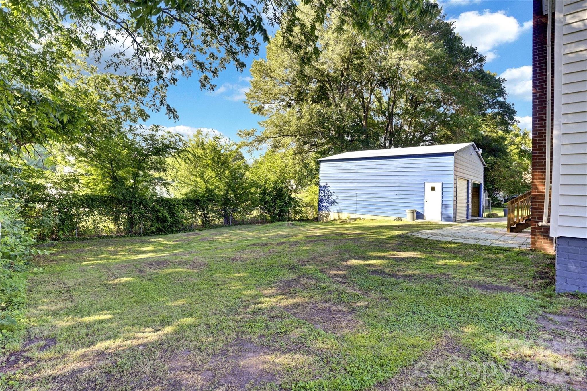Single Family Residence at 304 Misenheimer Drive NW, Concord, photo 22 of 26
