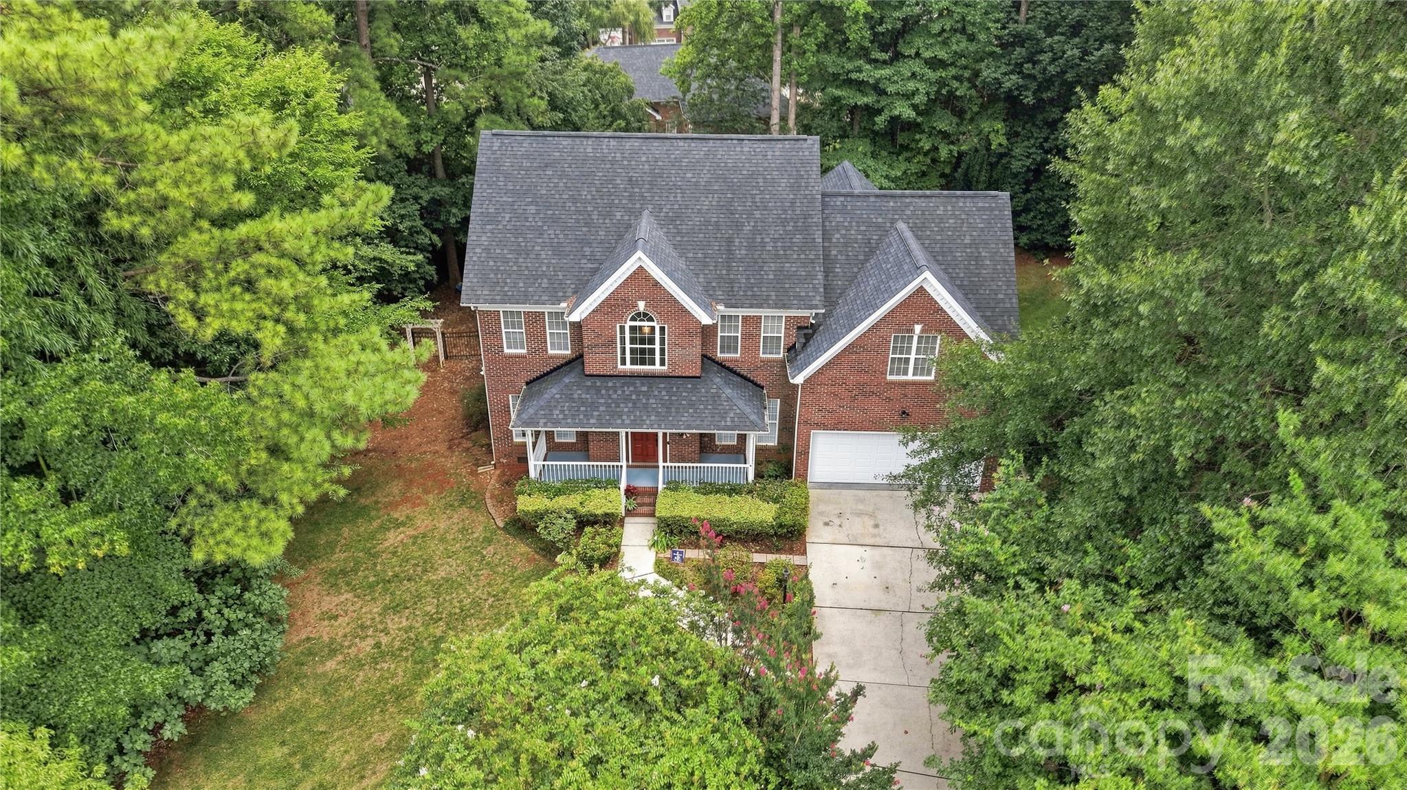 Single Family Residence at 4619 Lenden Hall Court, Gastonia, photo 2 of 45