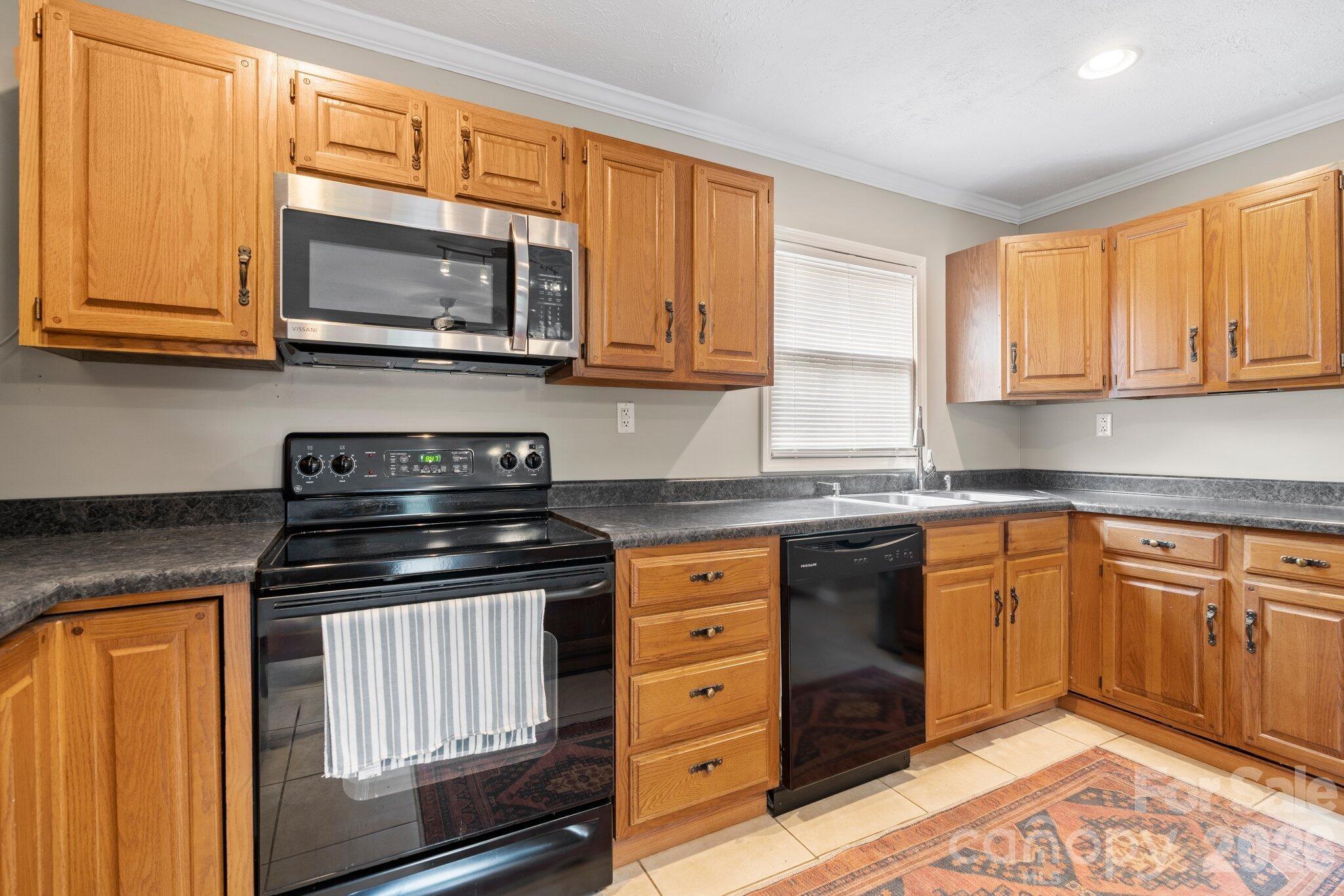 Duplex at 540 Duncan Creek Road, Fletcher, photo 13 of 45