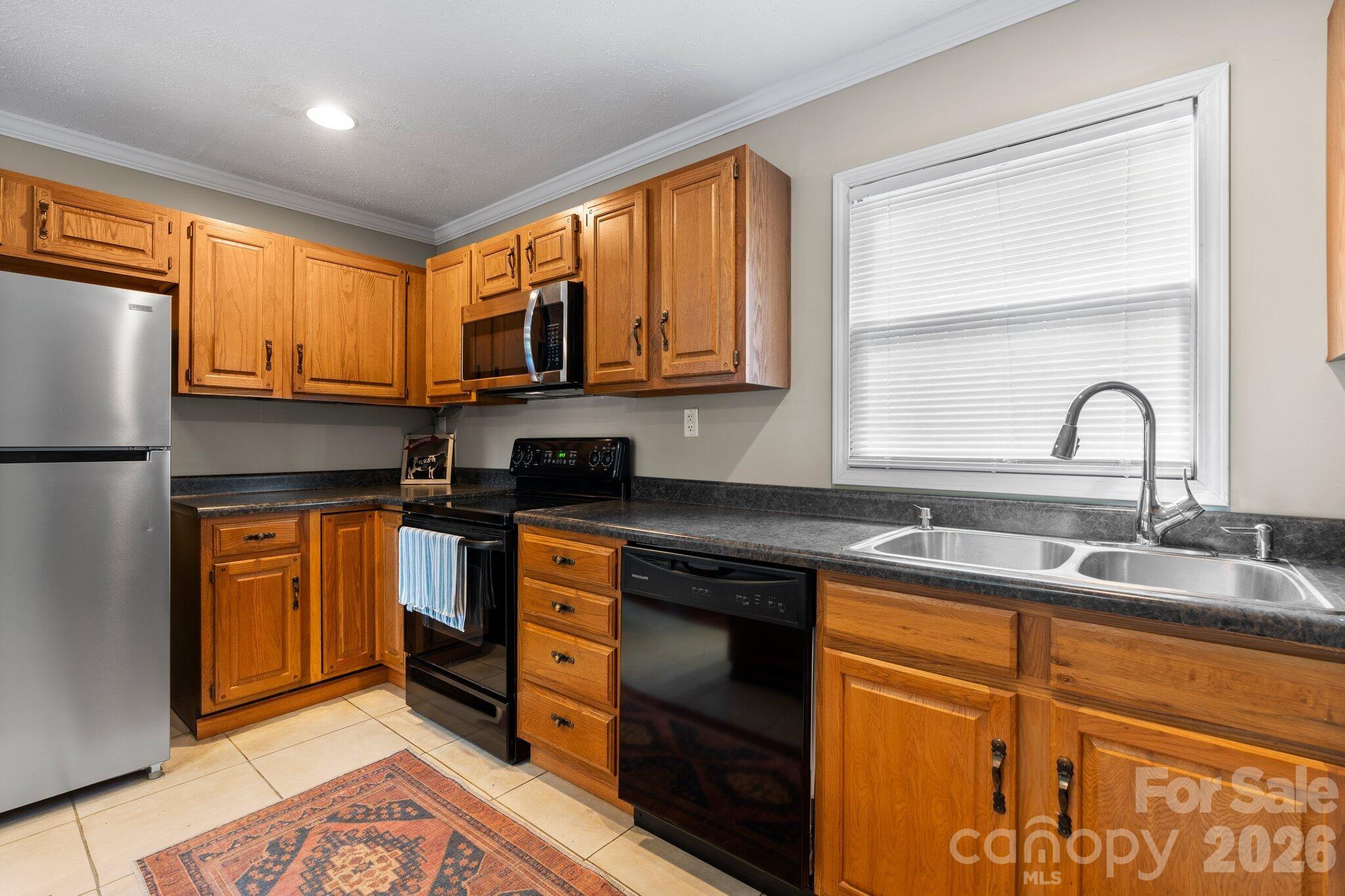 Duplex at 540 Duncan Creek Road, Fletcher, photo 15 of 45