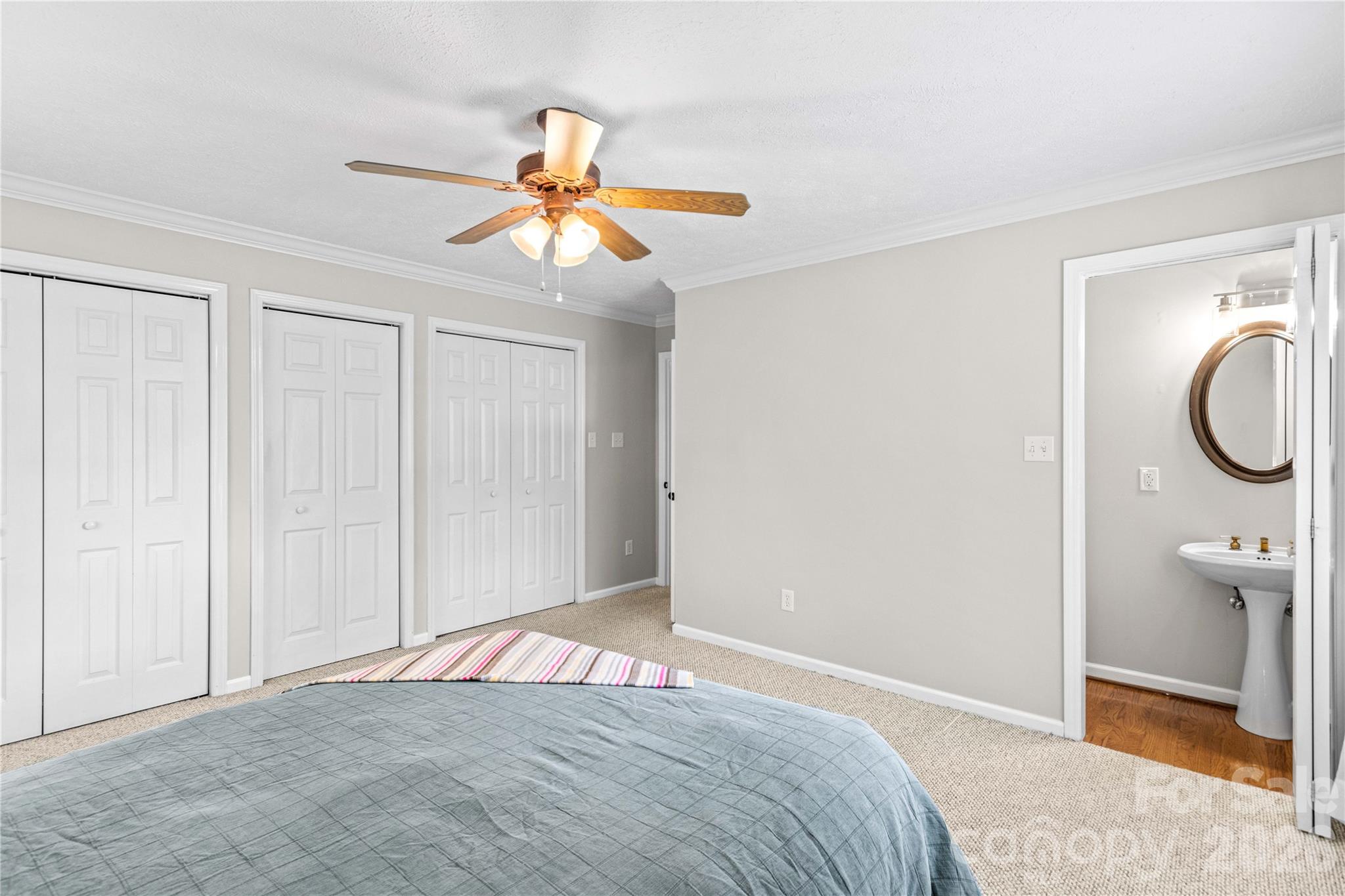 Single Family Residence at 946 Shearers Road, Mooresville, photo 11 of 48