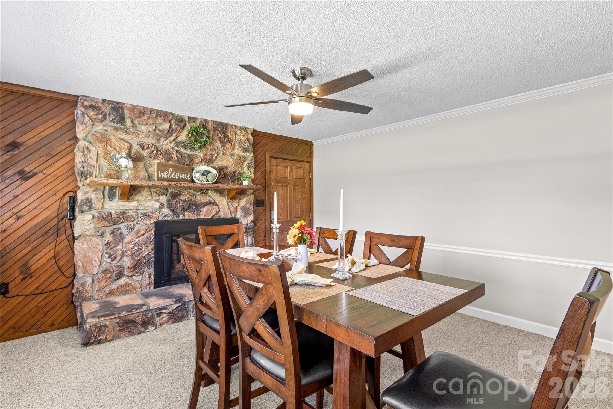 Single Family Residence at 946 Shearers Road, Mooresville, photo 21 of 48