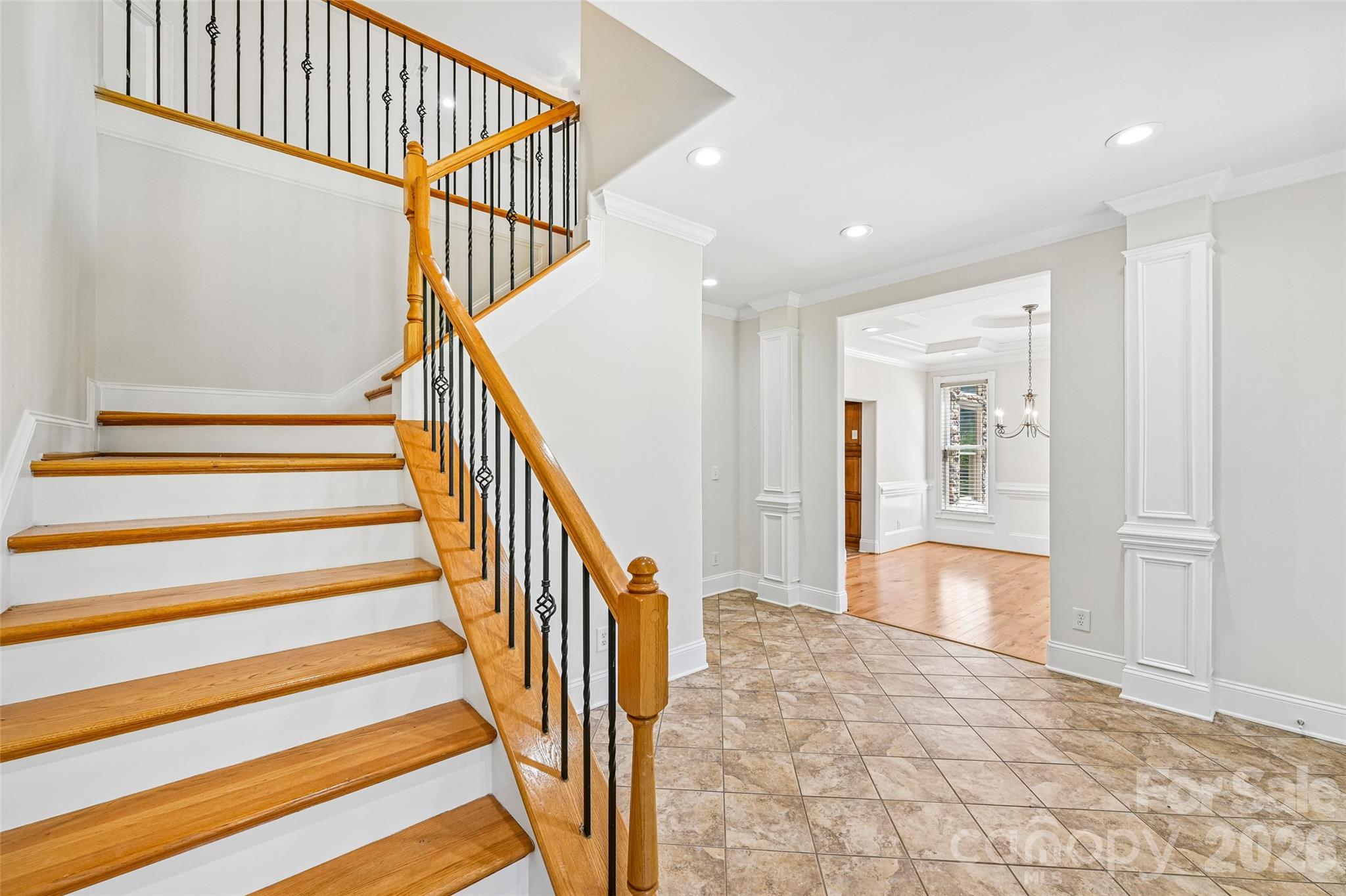 Single Family Residence at 2016 Rocky Stream Road, York, photo 3 of 45
