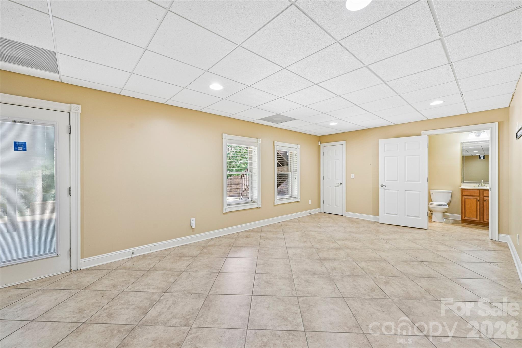 Single Family Residence at 2016 Rocky Stream Road, York, photo 36 of 45