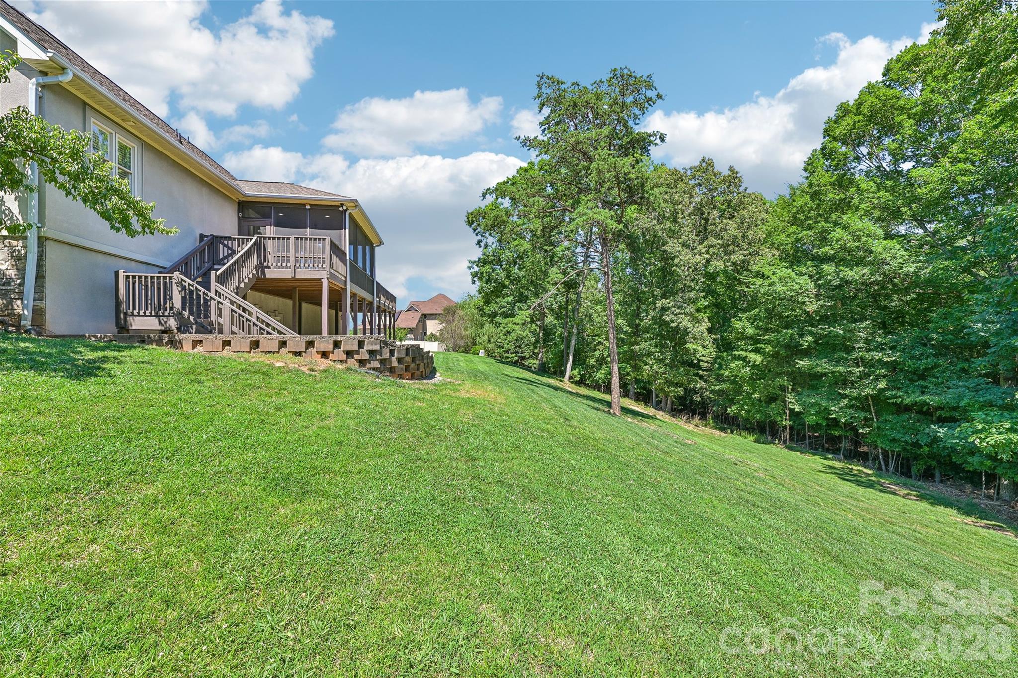 Single Family Residence at 2016 Rocky Stream Road, York, photo 44 of 45