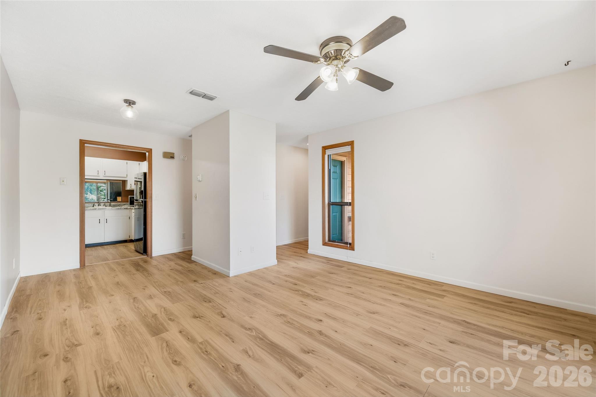 Living Room/Dining Room - 521 Courtwood Lane, Hendersonville