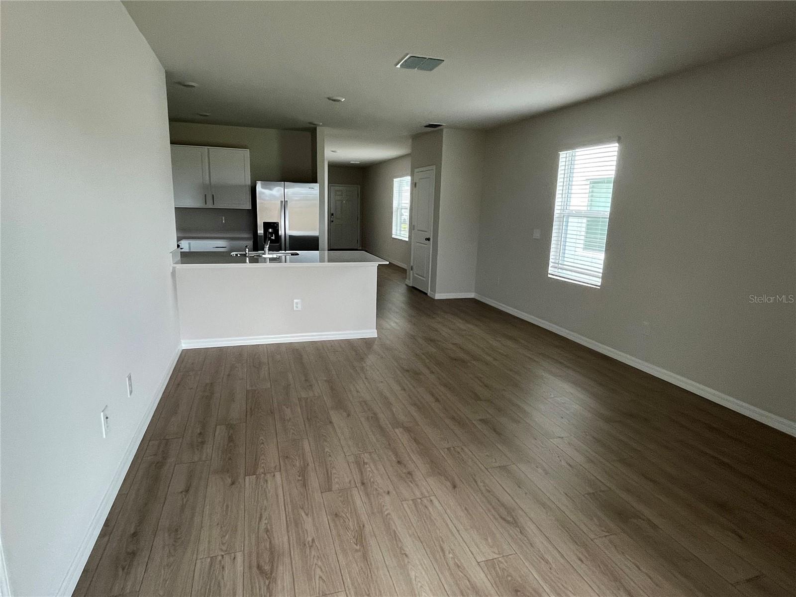 Single Family Residence at 9987 MORNING MEADOWLARK TRL, PARRISH, photo 4 of 38