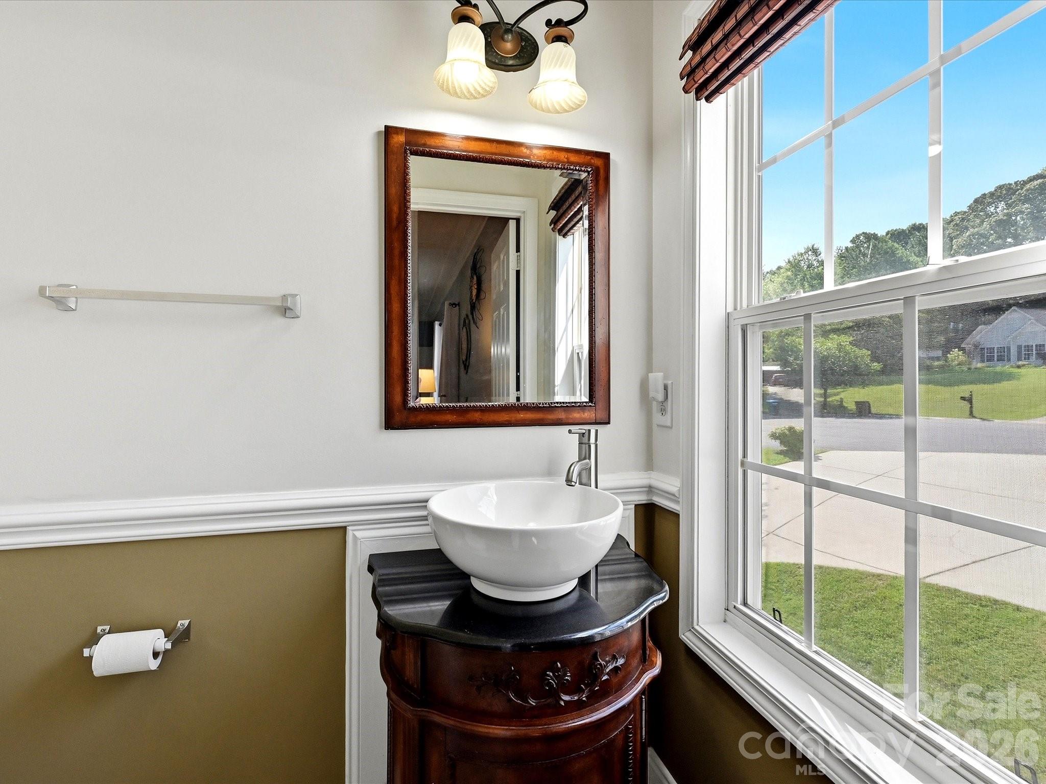 Single Family Residence at 1401 Wall Street, Waxhaw, photo 9 of 45