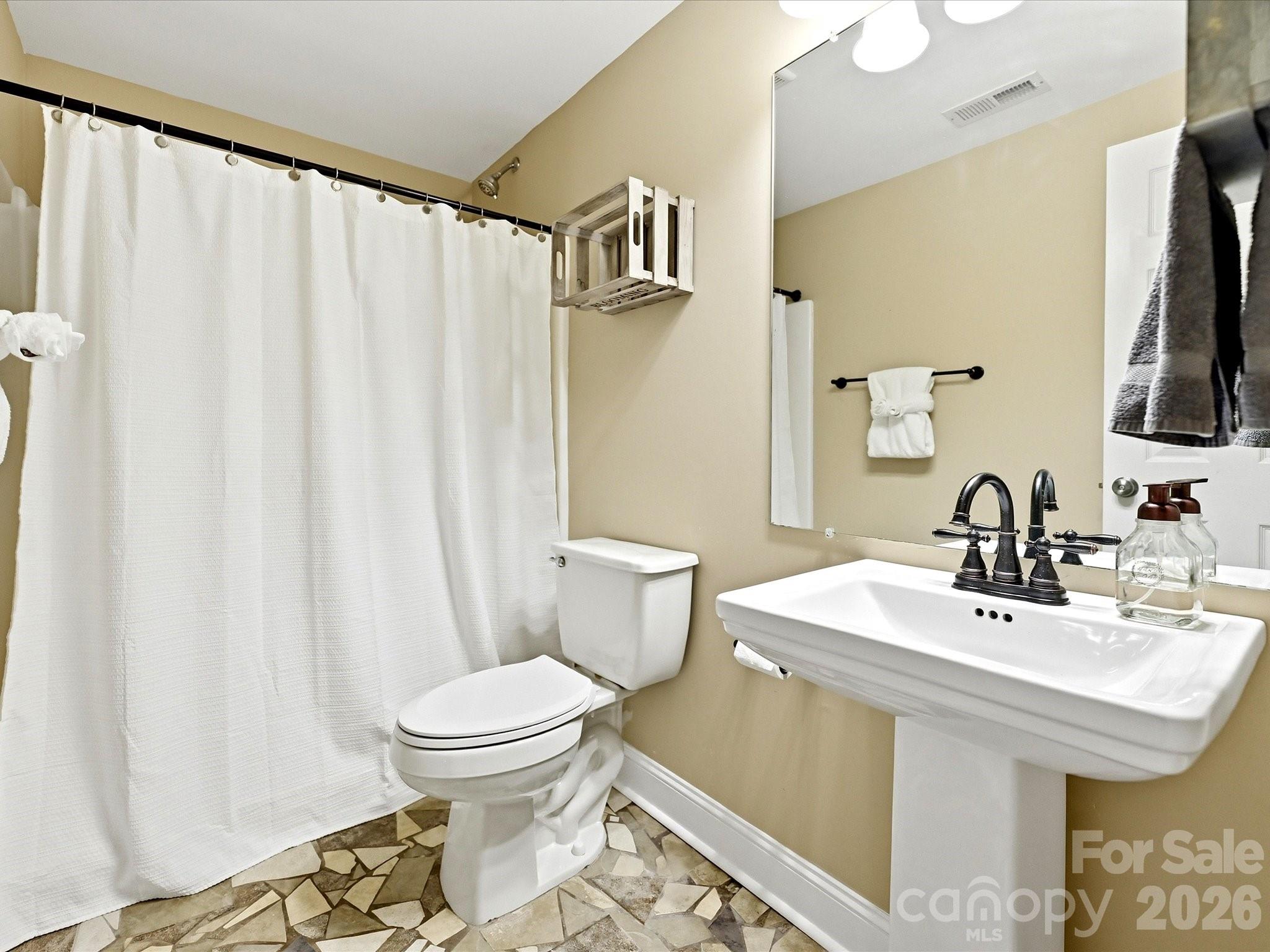 Single Family Residence at 1401 Wall Street, Waxhaw, photo 35 of 45