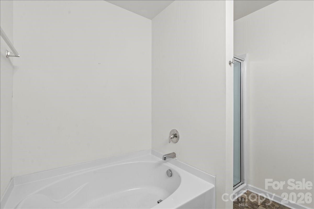 En-suite - 6066 Benedict Place, Indian Land