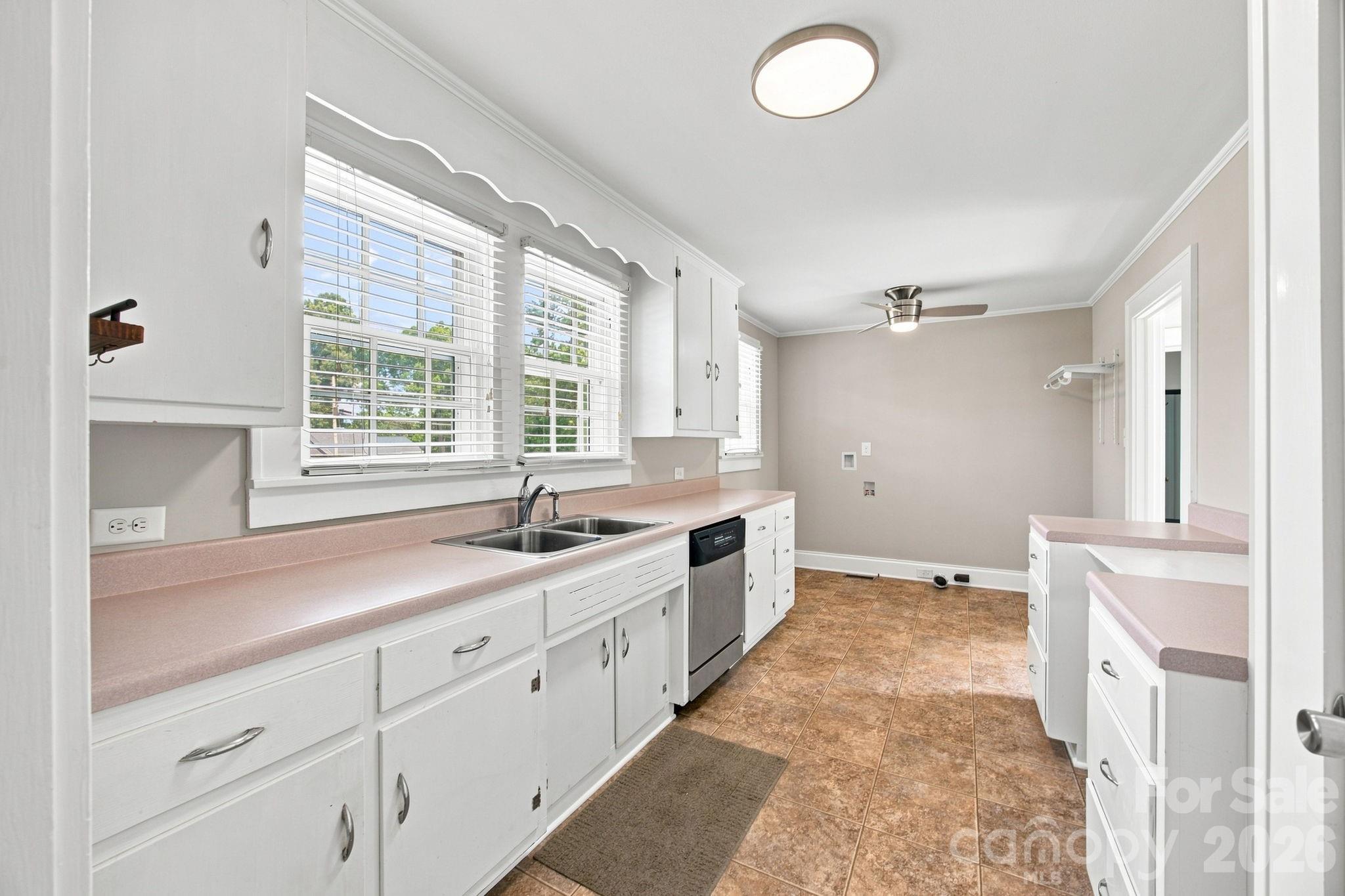 Single Family Residence at 403 W Peeler Street, Salisbury, photo 17 of 48