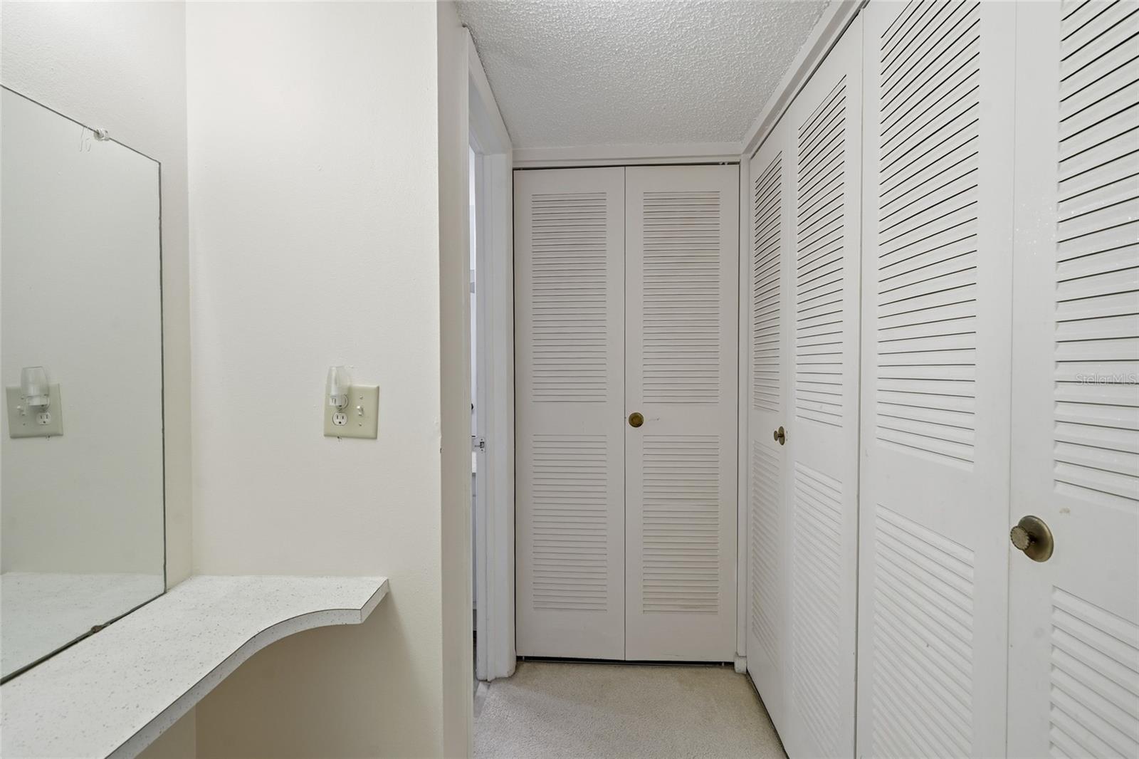 Condominium at 4900 38TH WAY S #404, ST PETERSBURG, photo 9 of 38
