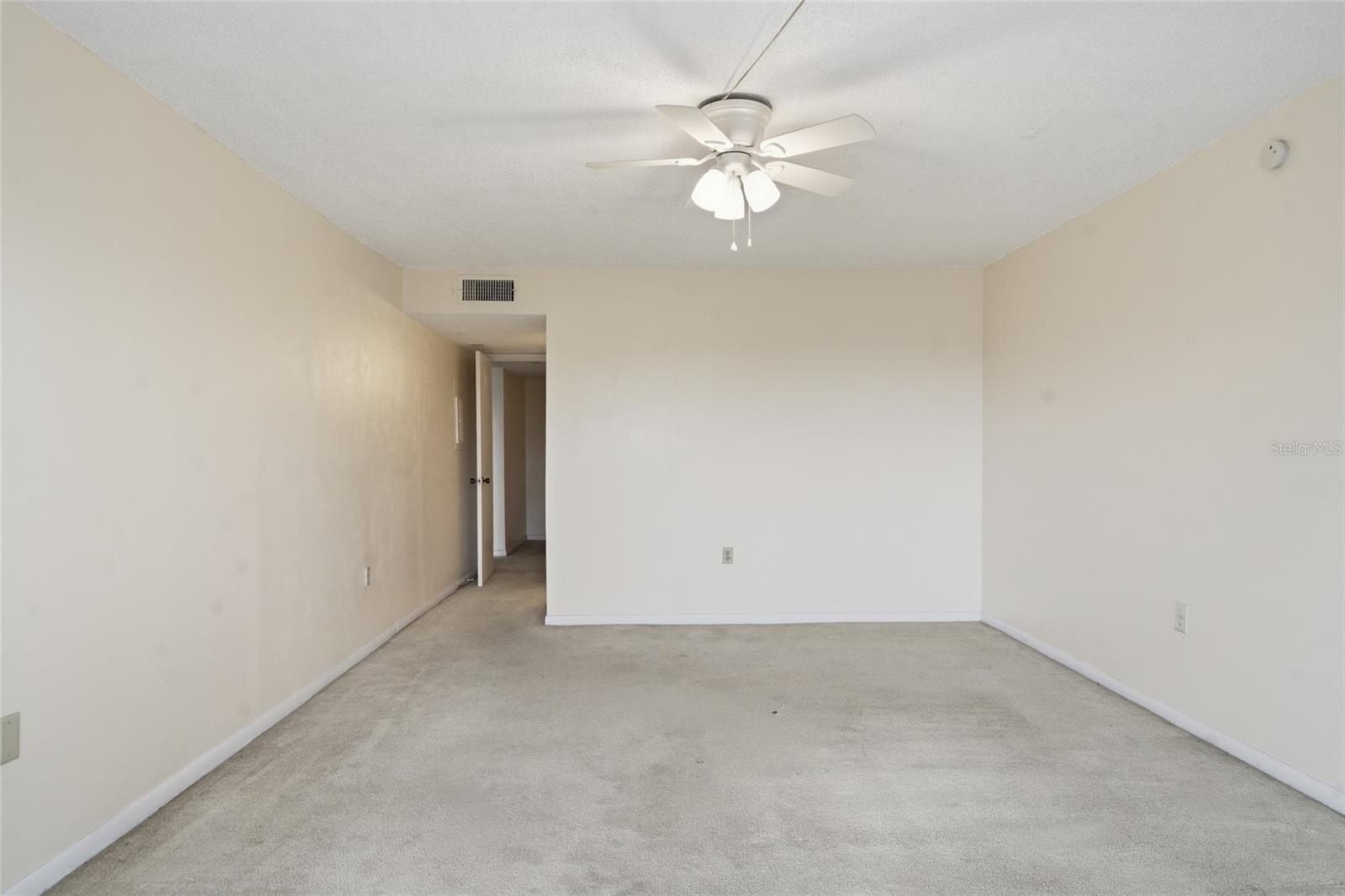 Condominium at 4900 38TH WAY S #404, ST PETERSBURG, photo 11 of 38