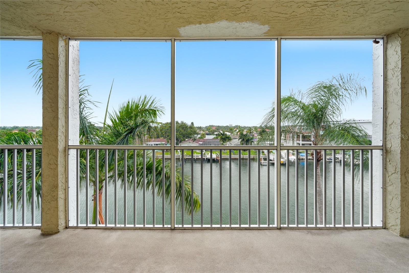 Condominium at 4900 38TH WAY S #404, ST PETERSBURG, photo 19 of 38