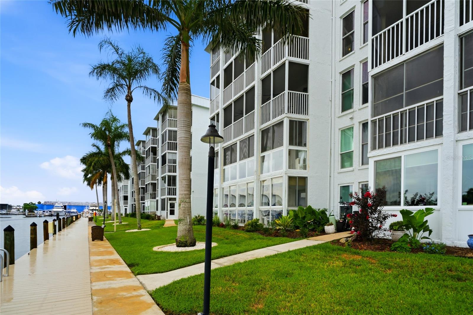 Condominium at 4900 38TH WAY S #404, ST PETERSBURG, photo 26 of 38