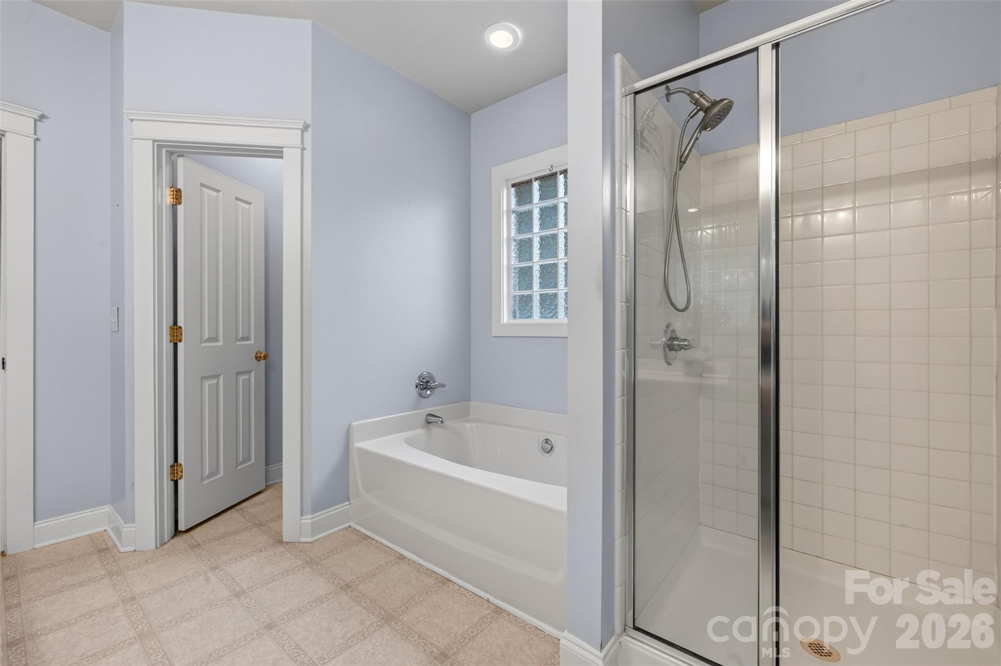 Single Family Residence at 15829 Trenton Place Road, Huntersville, photo 23 of 45