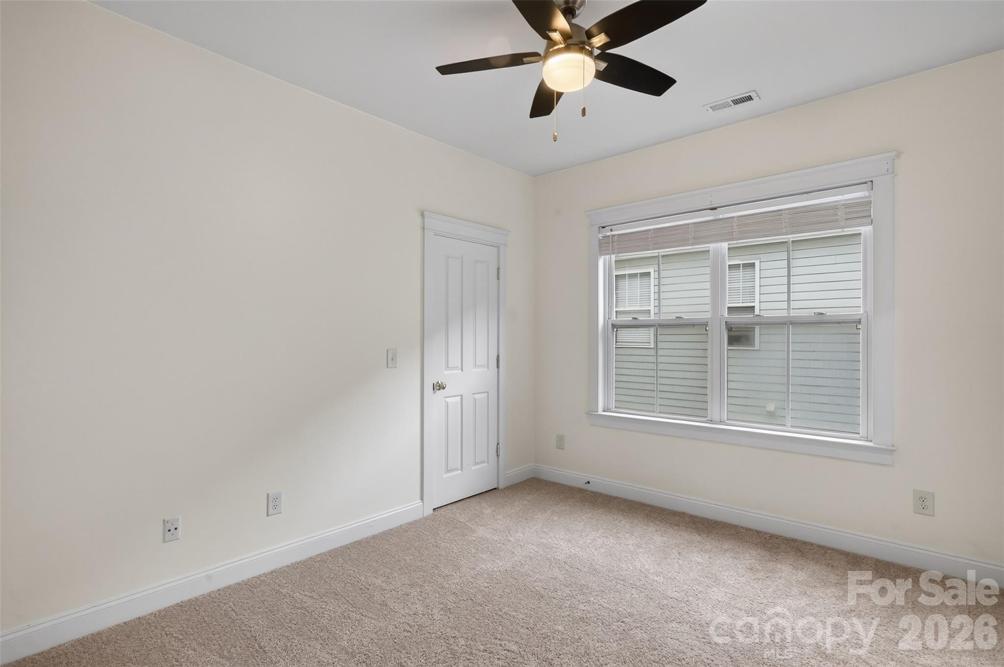 Secondary Bedroom - 15829 Trenton Place Road, Huntersville